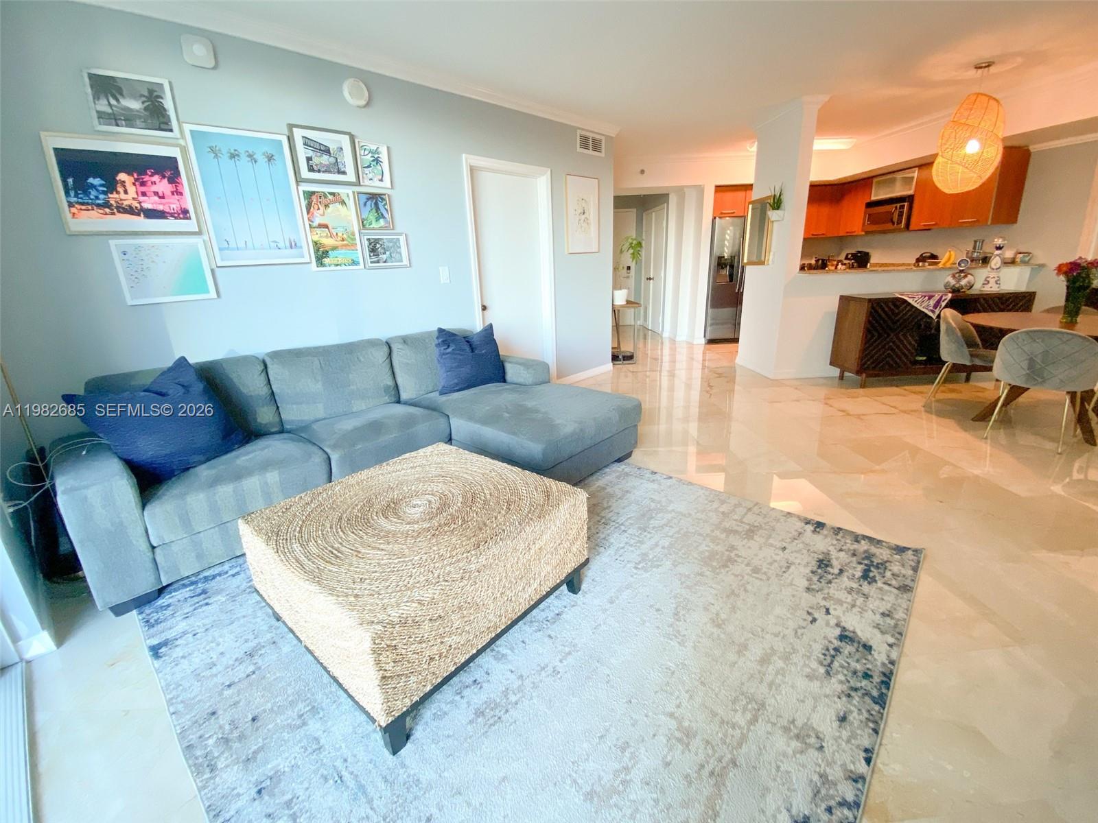 METROPOLIS I AT DADELAND - Residential