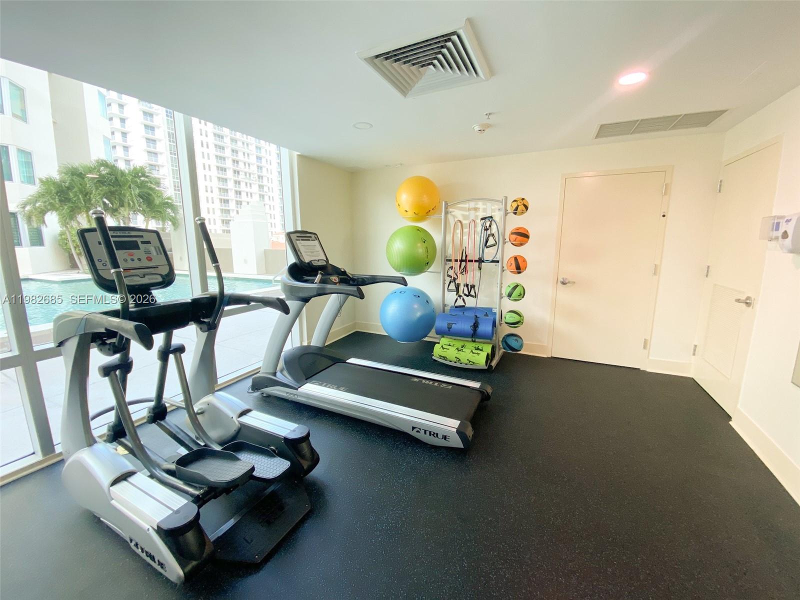 METROPOLIS I AT DADELAND - Residential