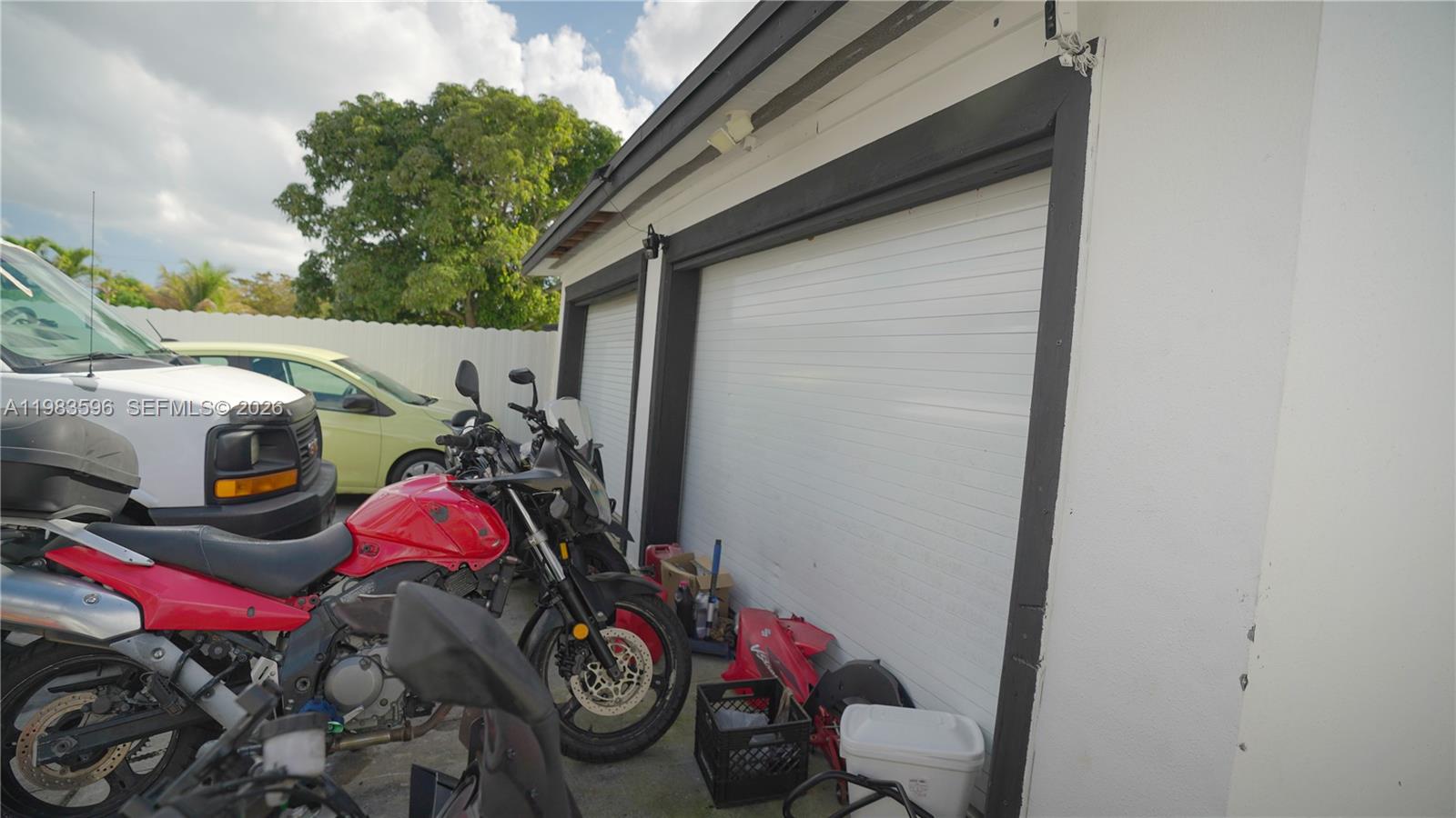 RANDALL PARK - Residential