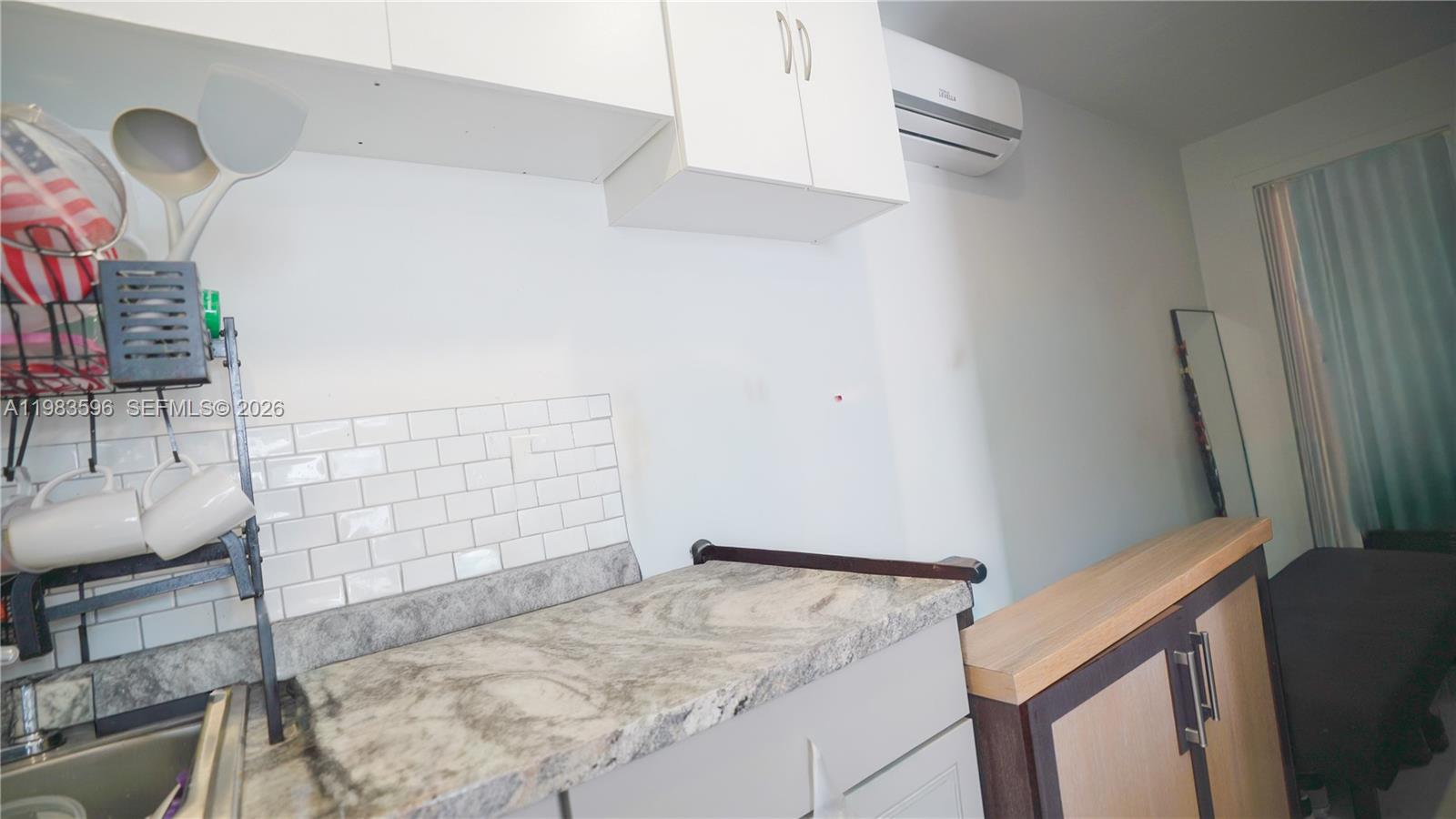 RANDALL PARK - Residential