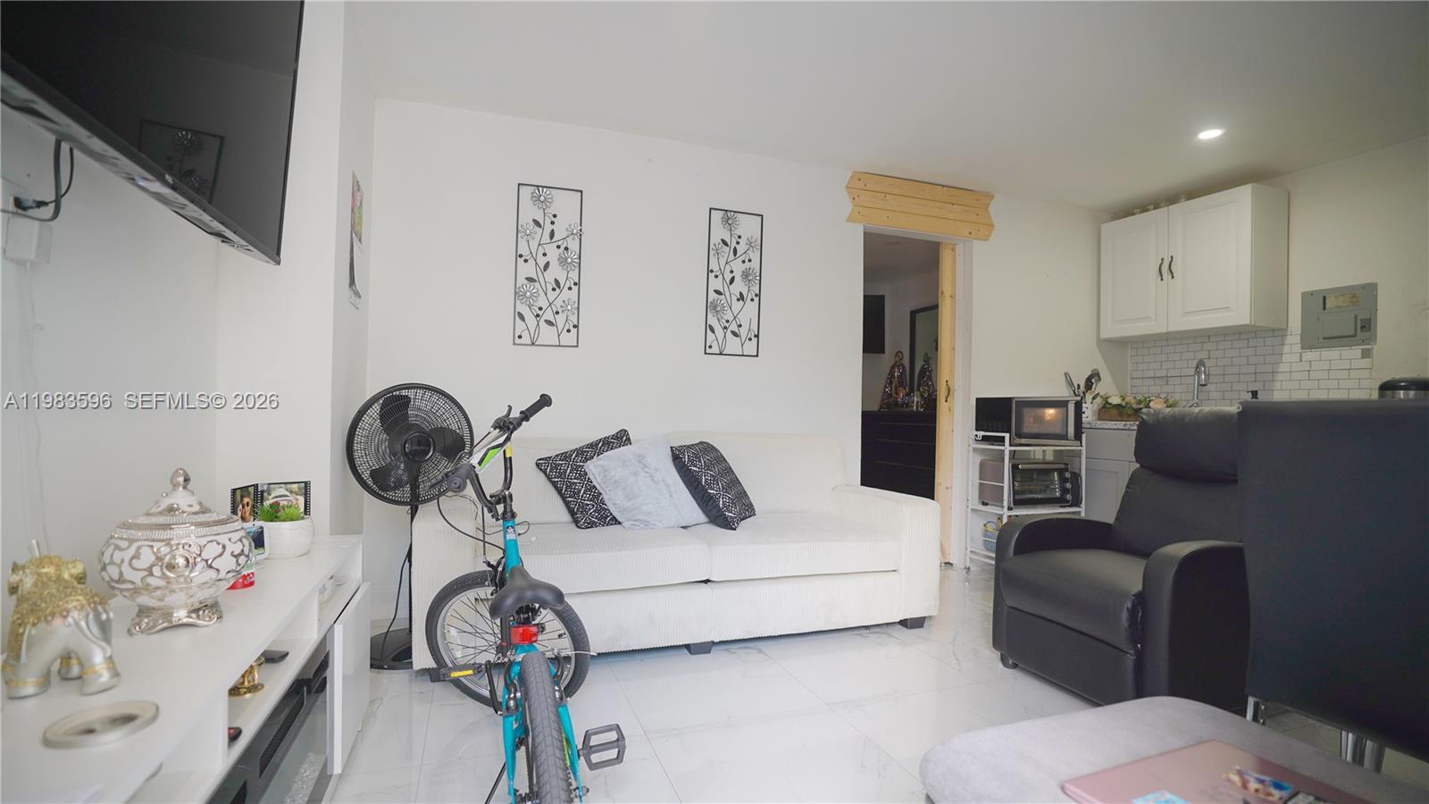 RANDALL PARK - Residential