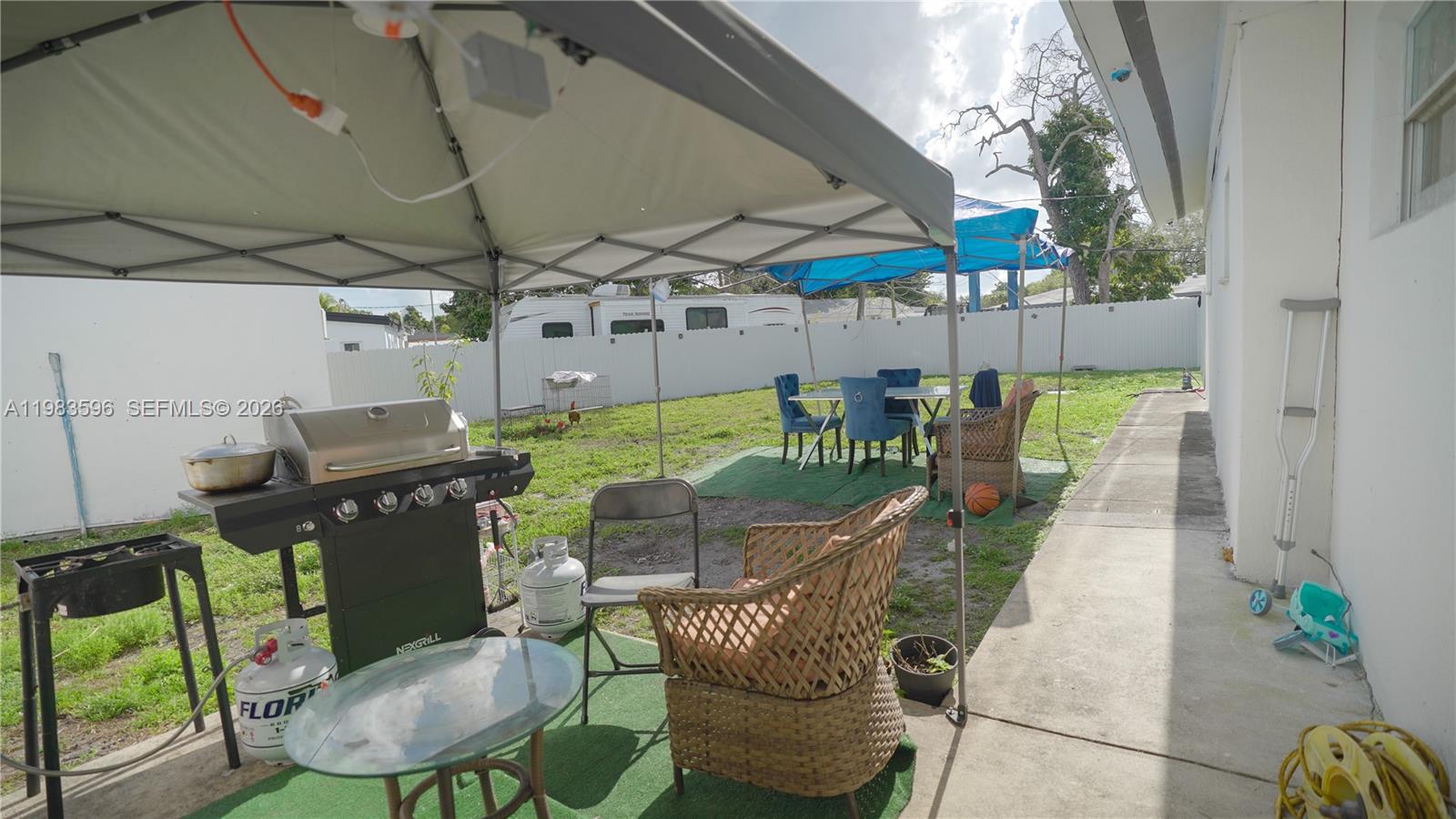 RANDALL PARK - Residential