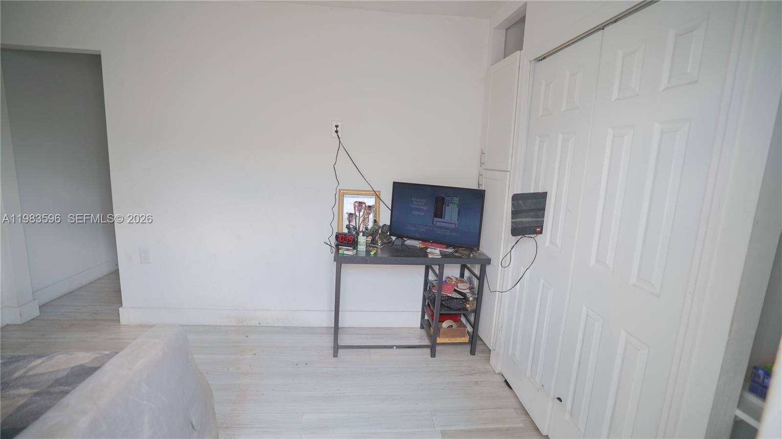 RANDALL PARK - Residential