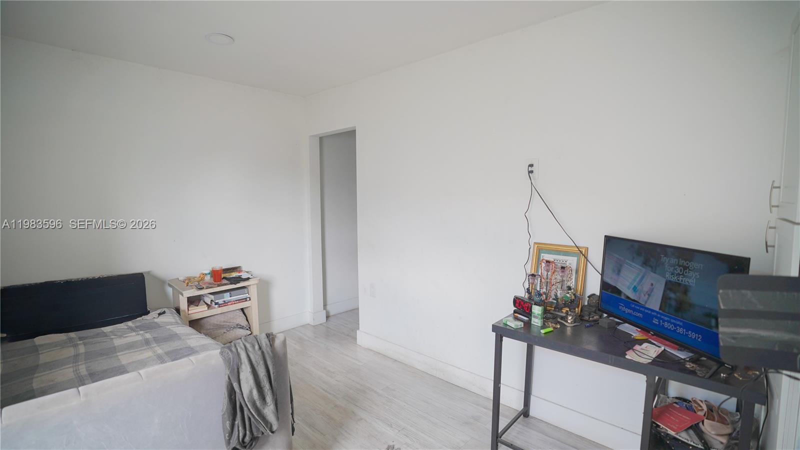 RANDALL PARK - Residential