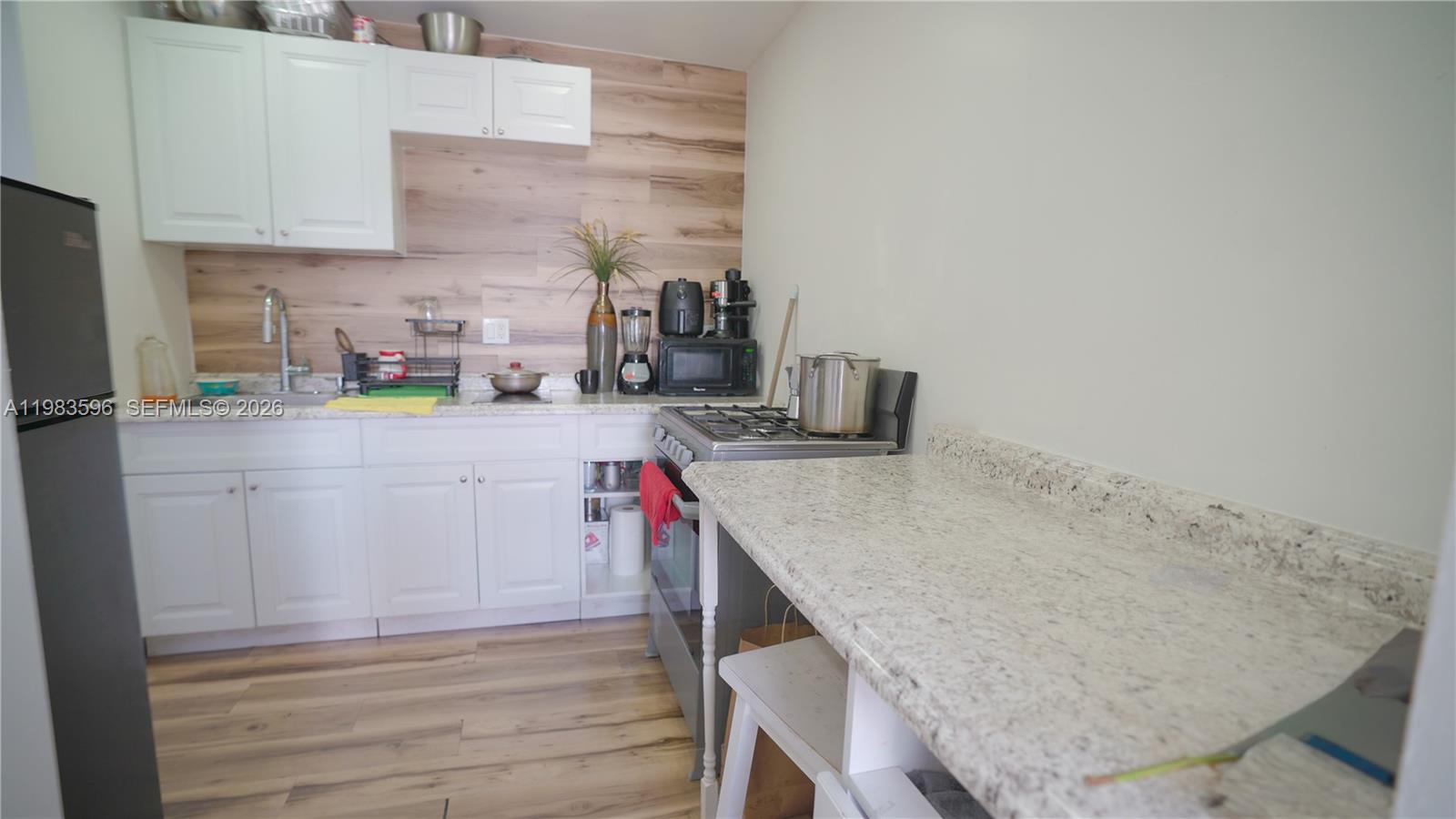 RANDALL PARK - Residential