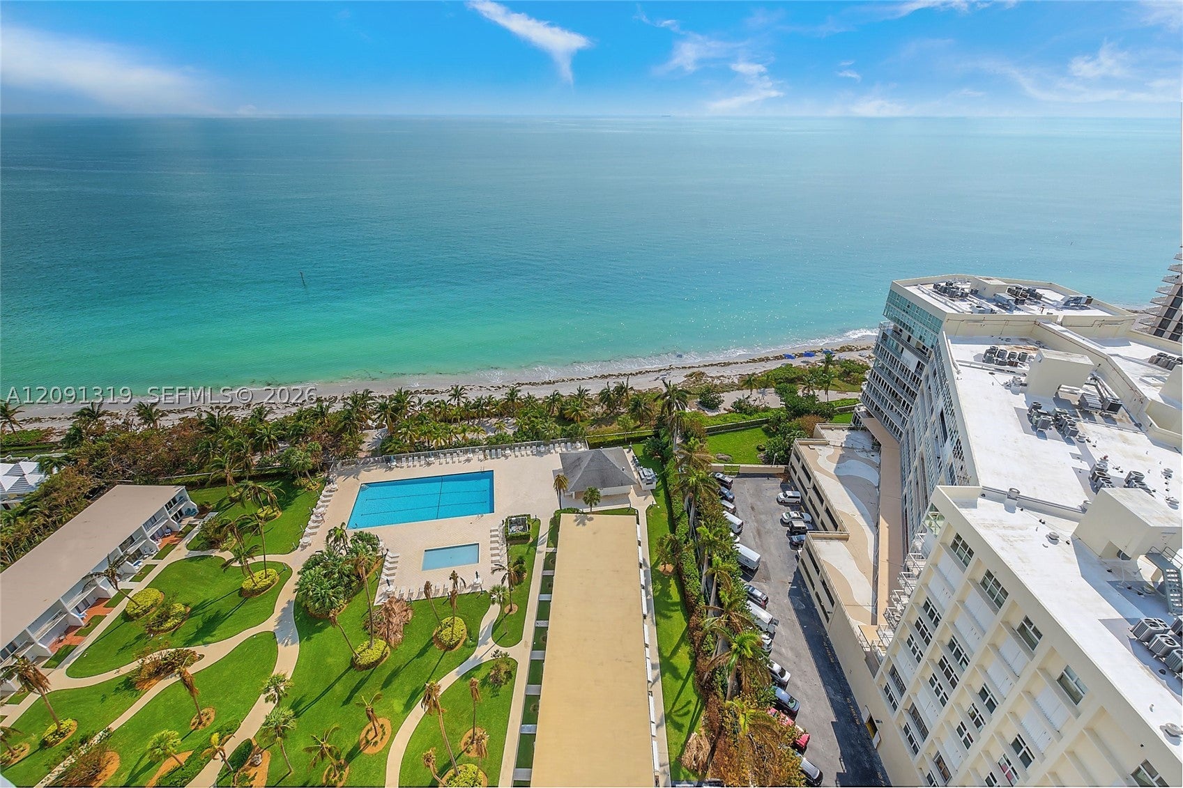 881 Ocean Dr 22A