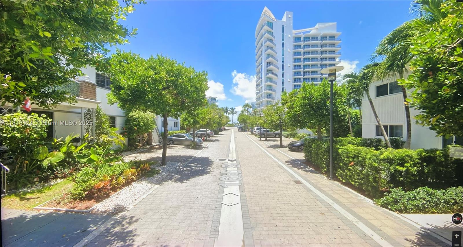 BAY LINCOLN - Residential Income