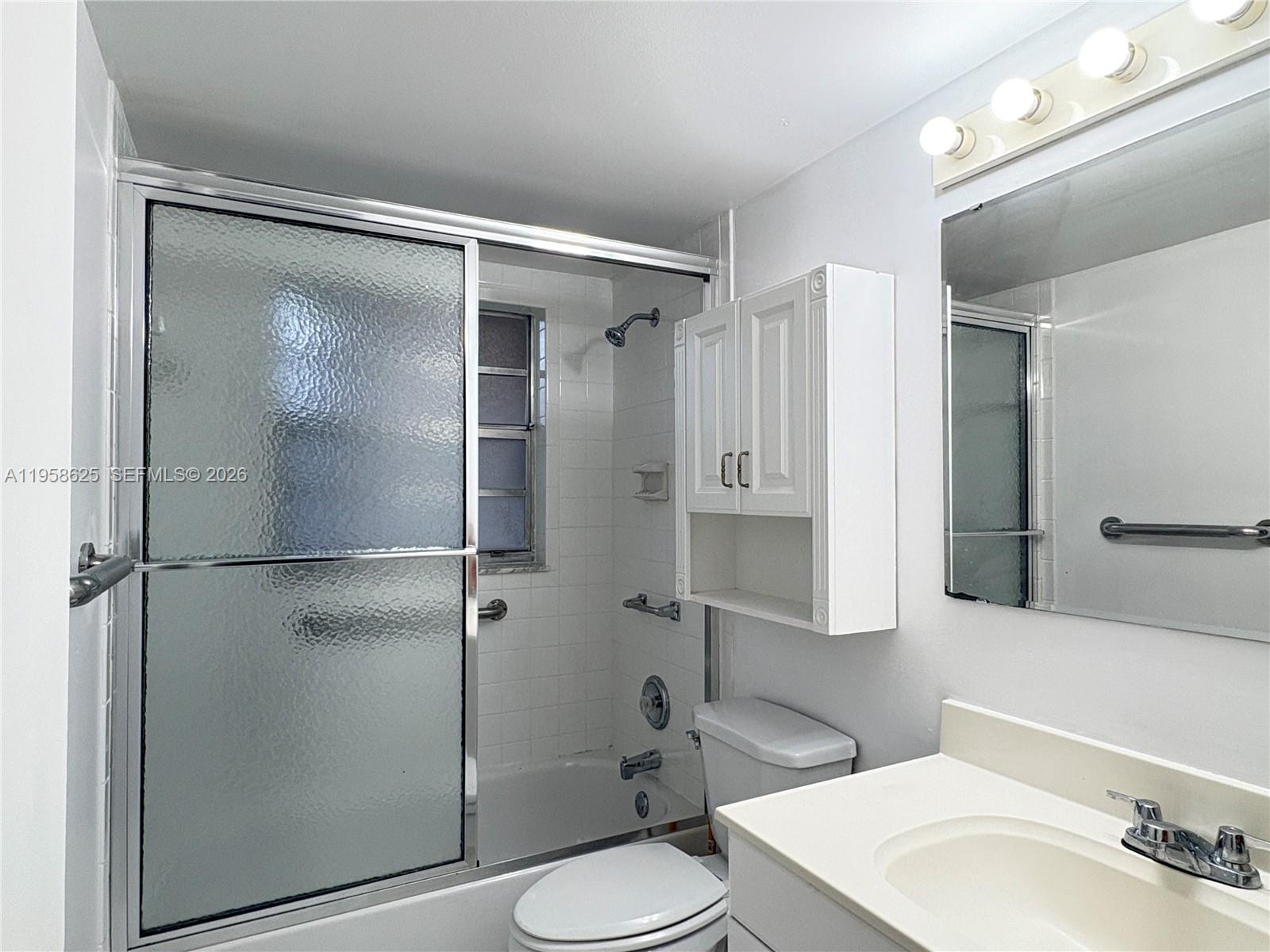 KINGS CREEK SO CONDO - Residential