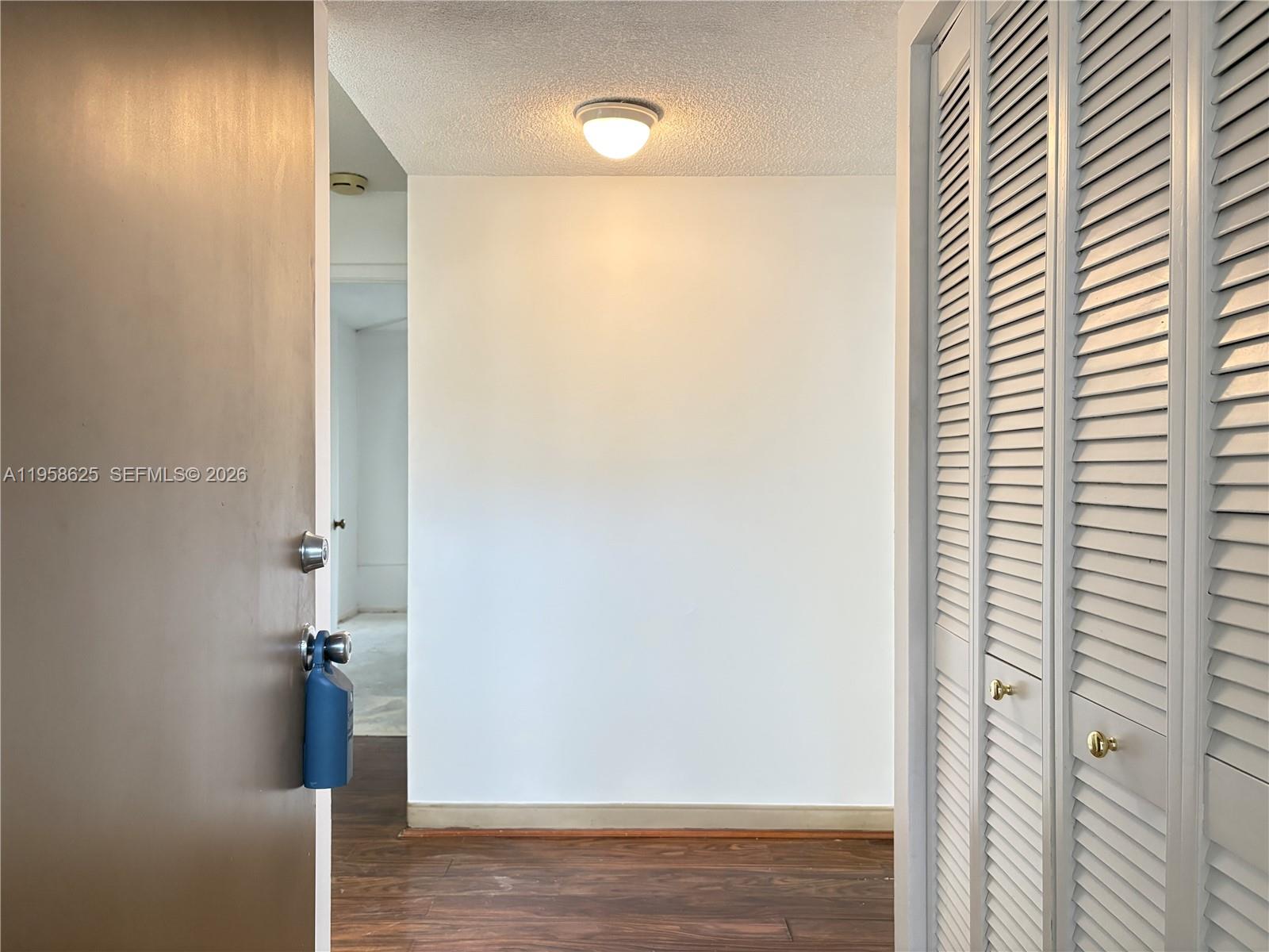 KINGS CREEK SO CONDO - Residential