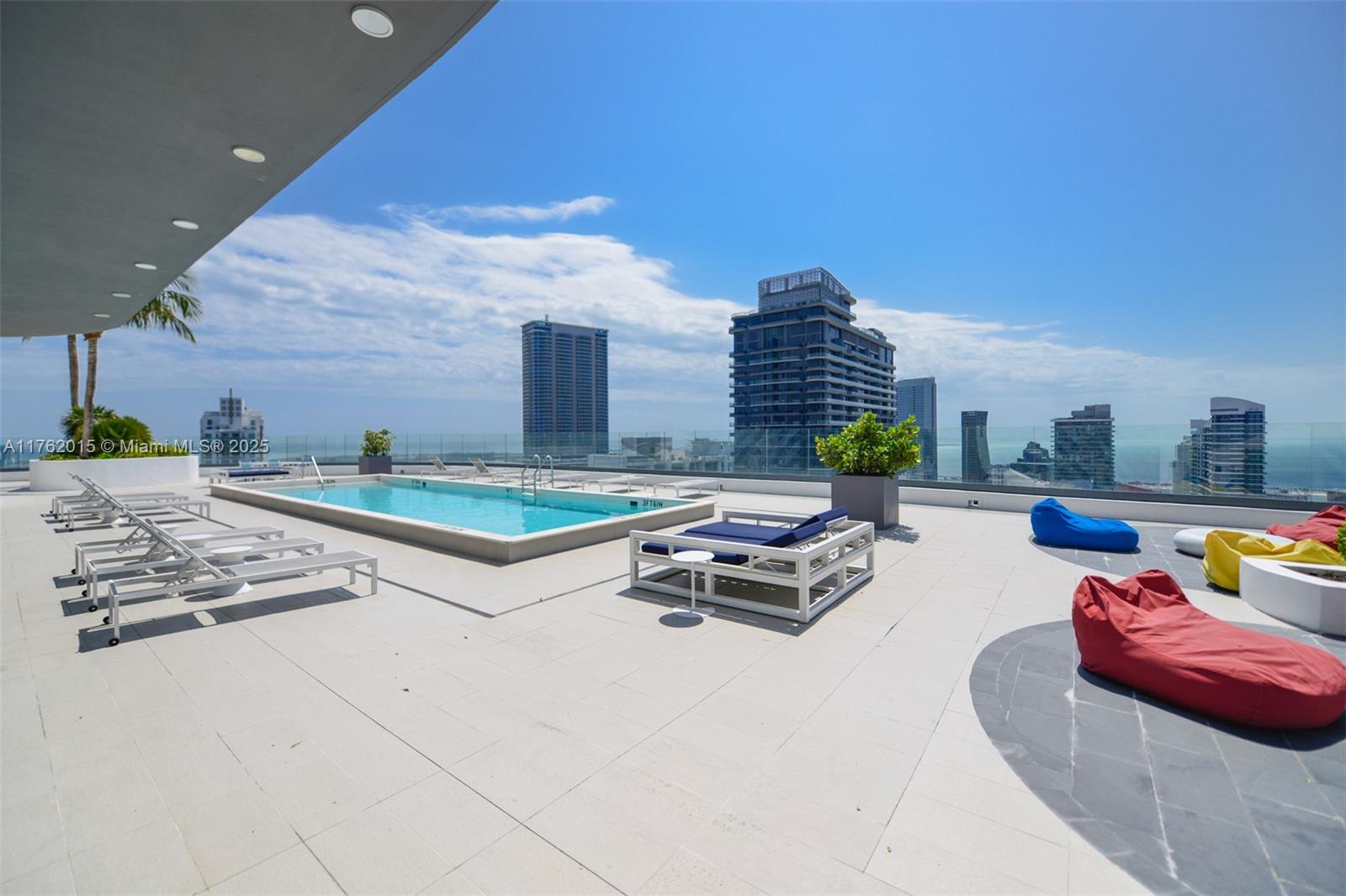 BRICKELL HEIGHTS EAST CON - Residential