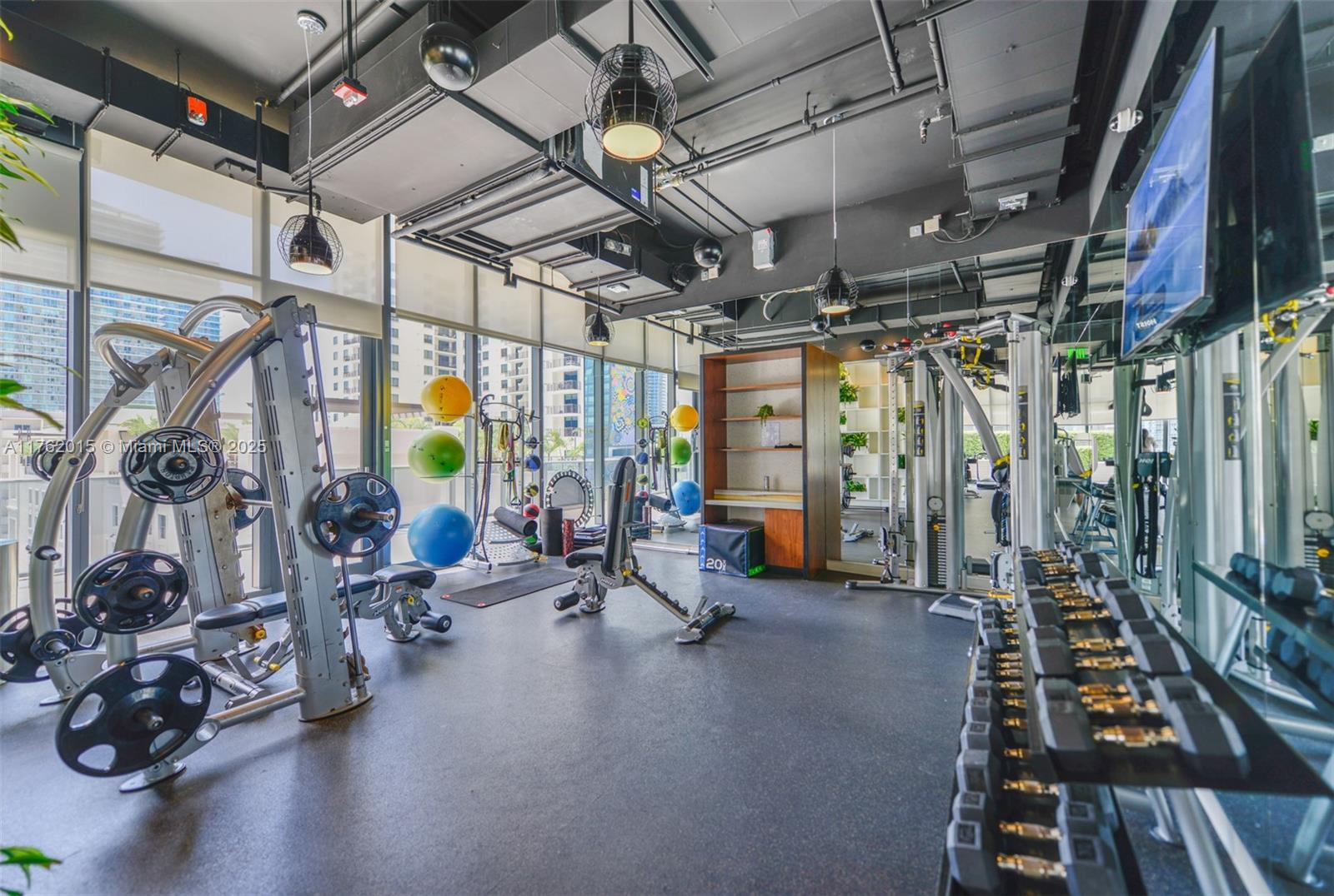 BRICKELL HEIGHTS EAST CON - Residential
