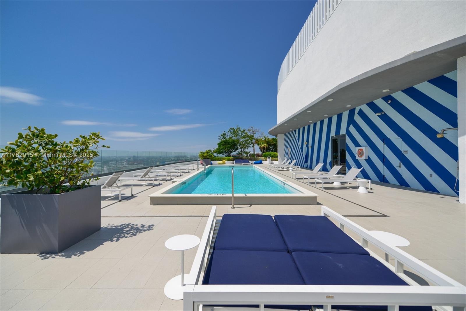 BRICKELL HEIGHTS EAST CON - Residential