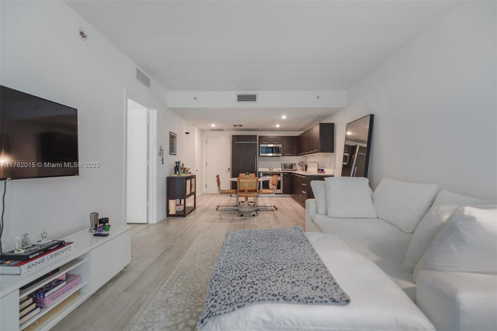 BRICKELL HEIGHTS EAST CON - Residential