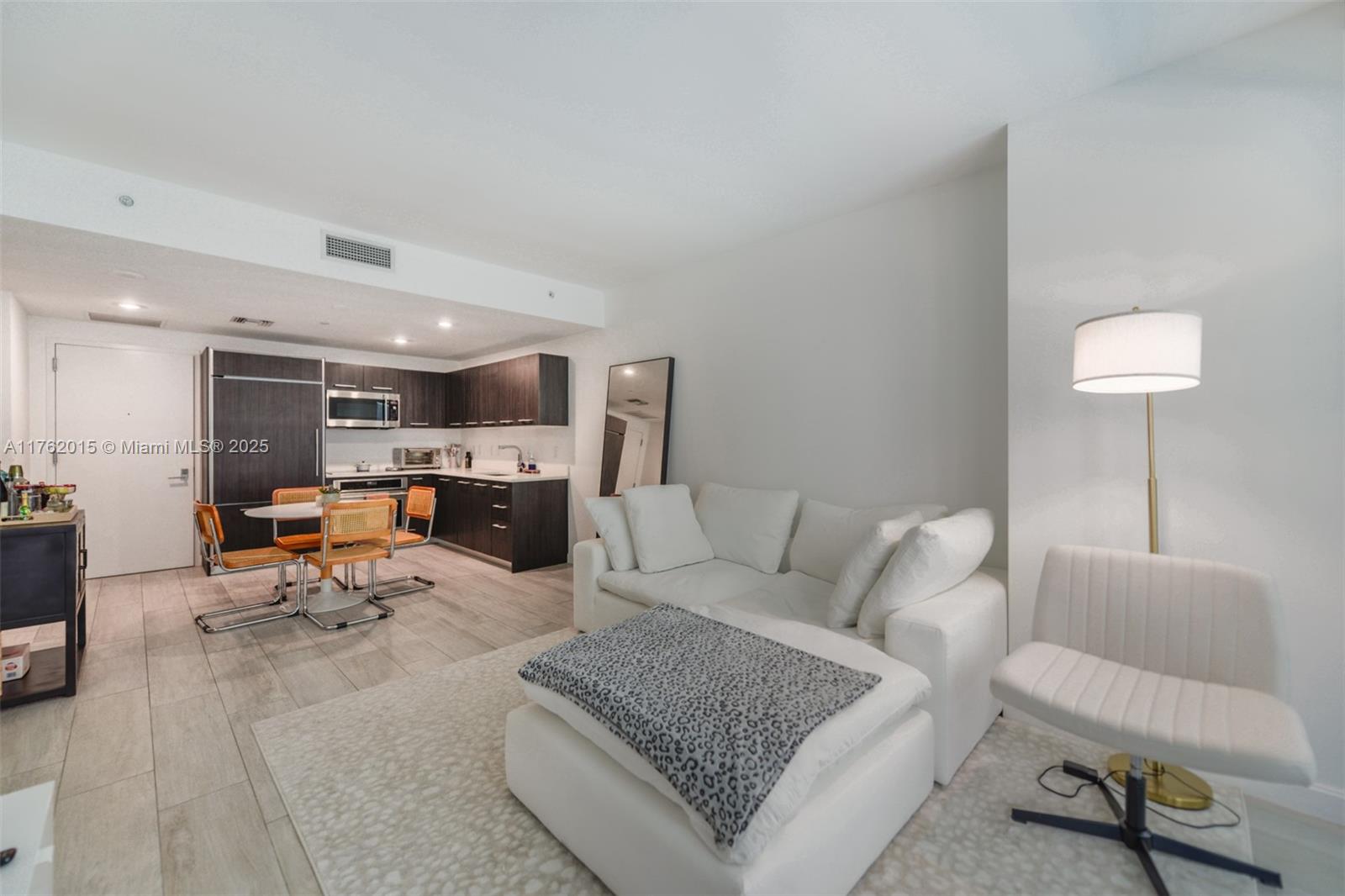 BRICKELL HEIGHTS EAST CON - Residential