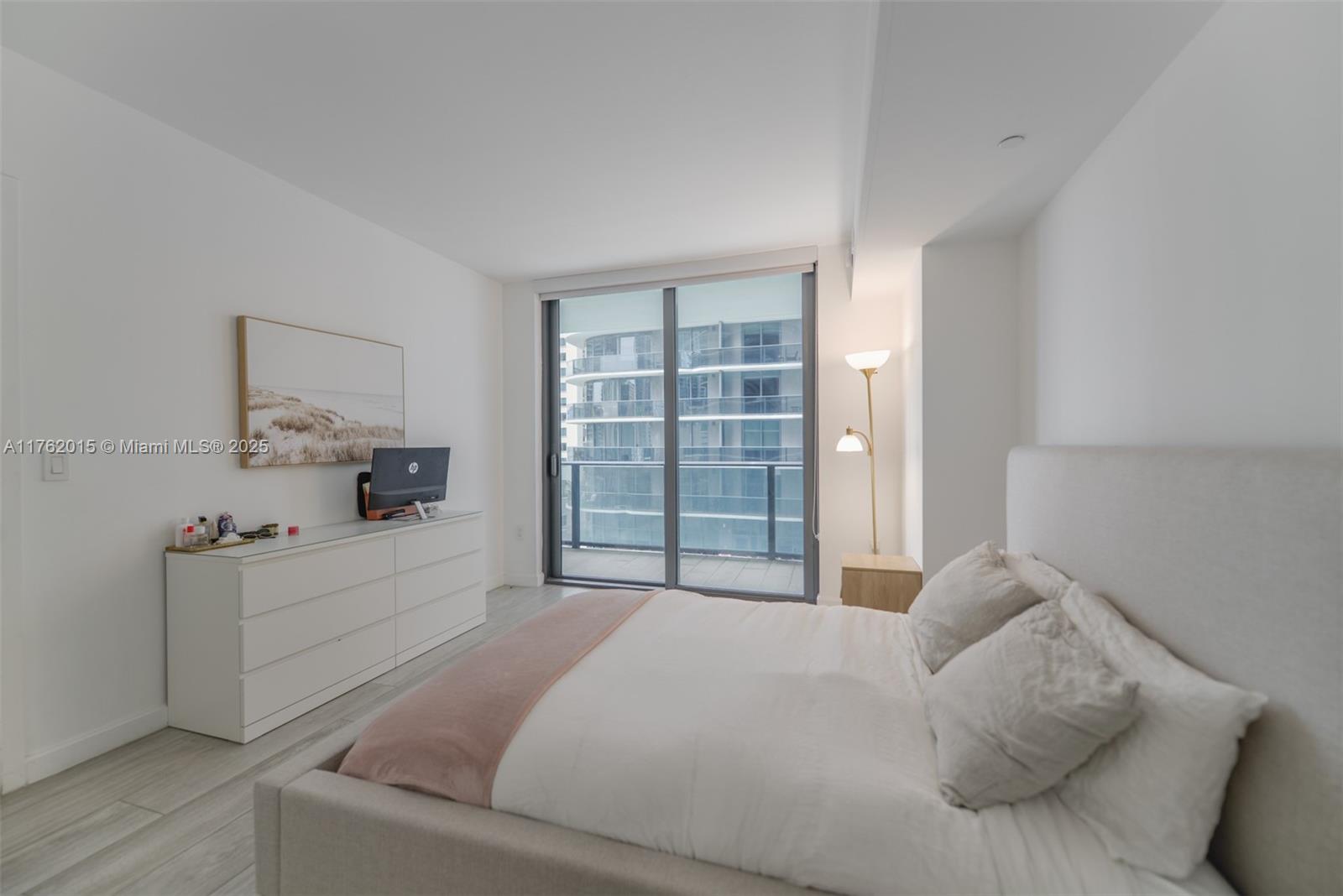 BRICKELL HEIGHTS EAST CON - Residential