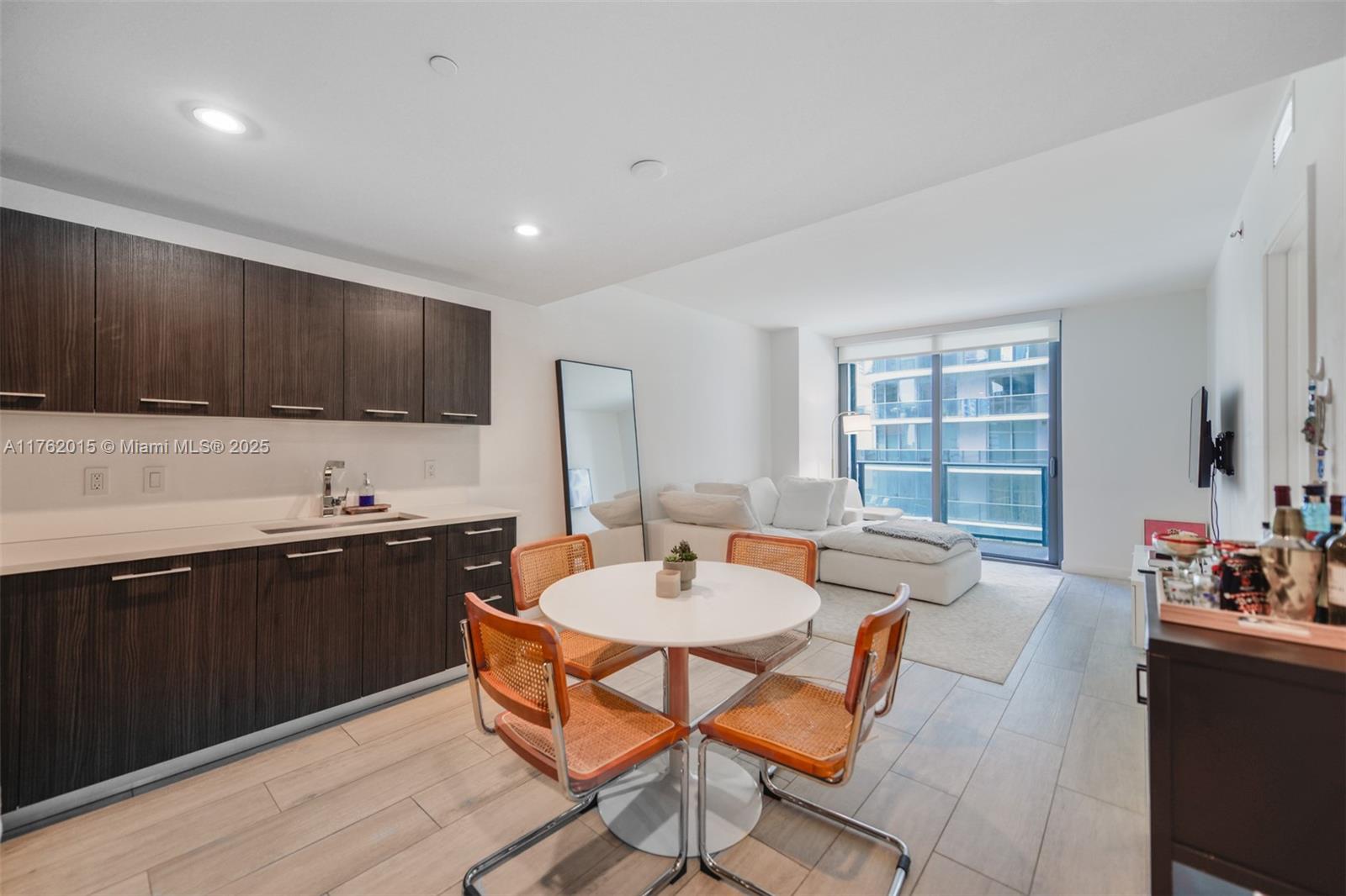 BRICKELL HEIGHTS EAST CON - Residential