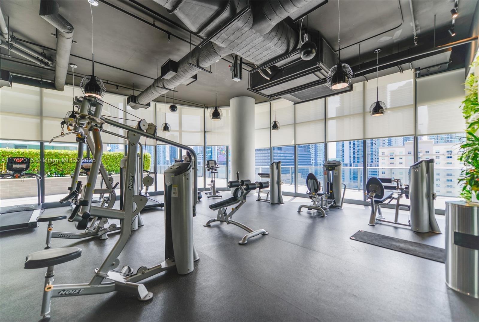BRICKELL HEIGHTS EAST CON - Residential