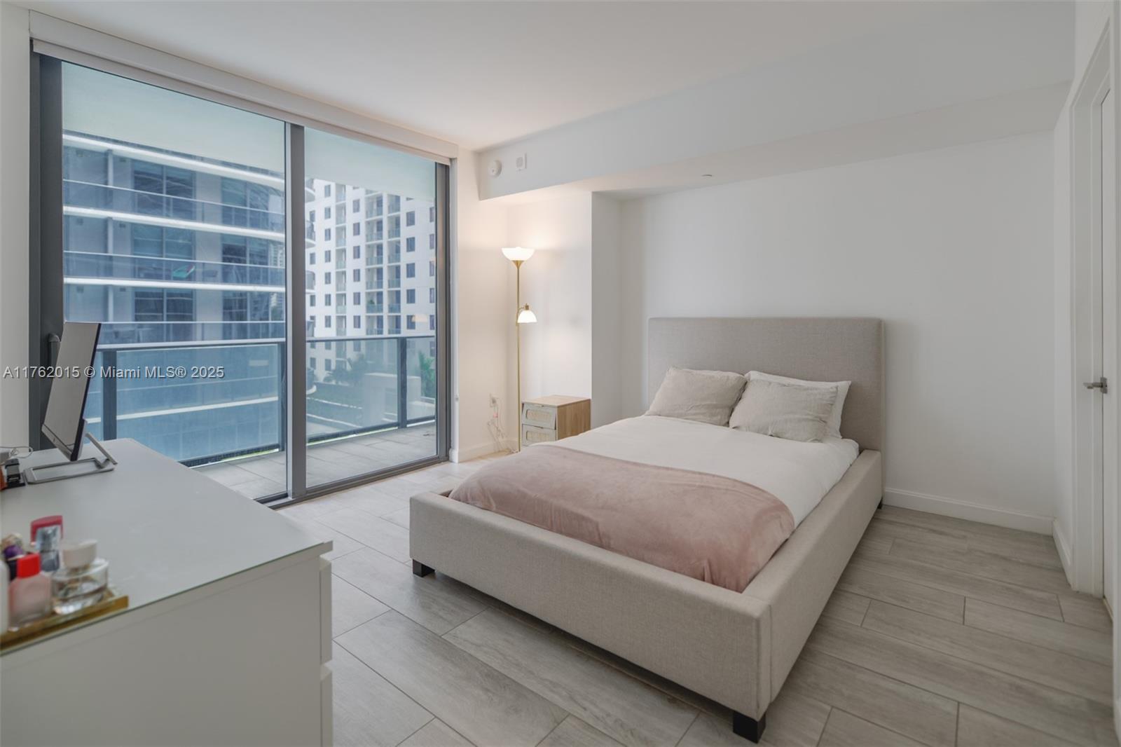 BRICKELL HEIGHTS EAST CON - Residential