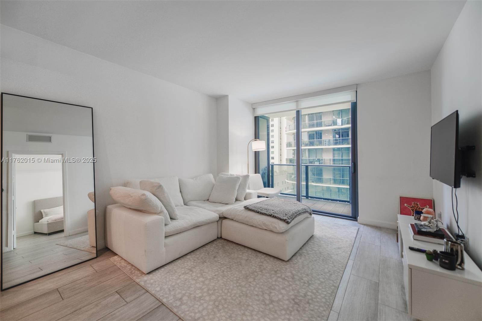 BRICKELL HEIGHTS EAST CON - Residential