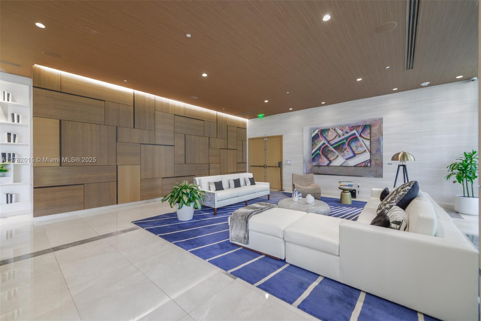 BRICKELL HEIGHTS EAST CON - Residential
