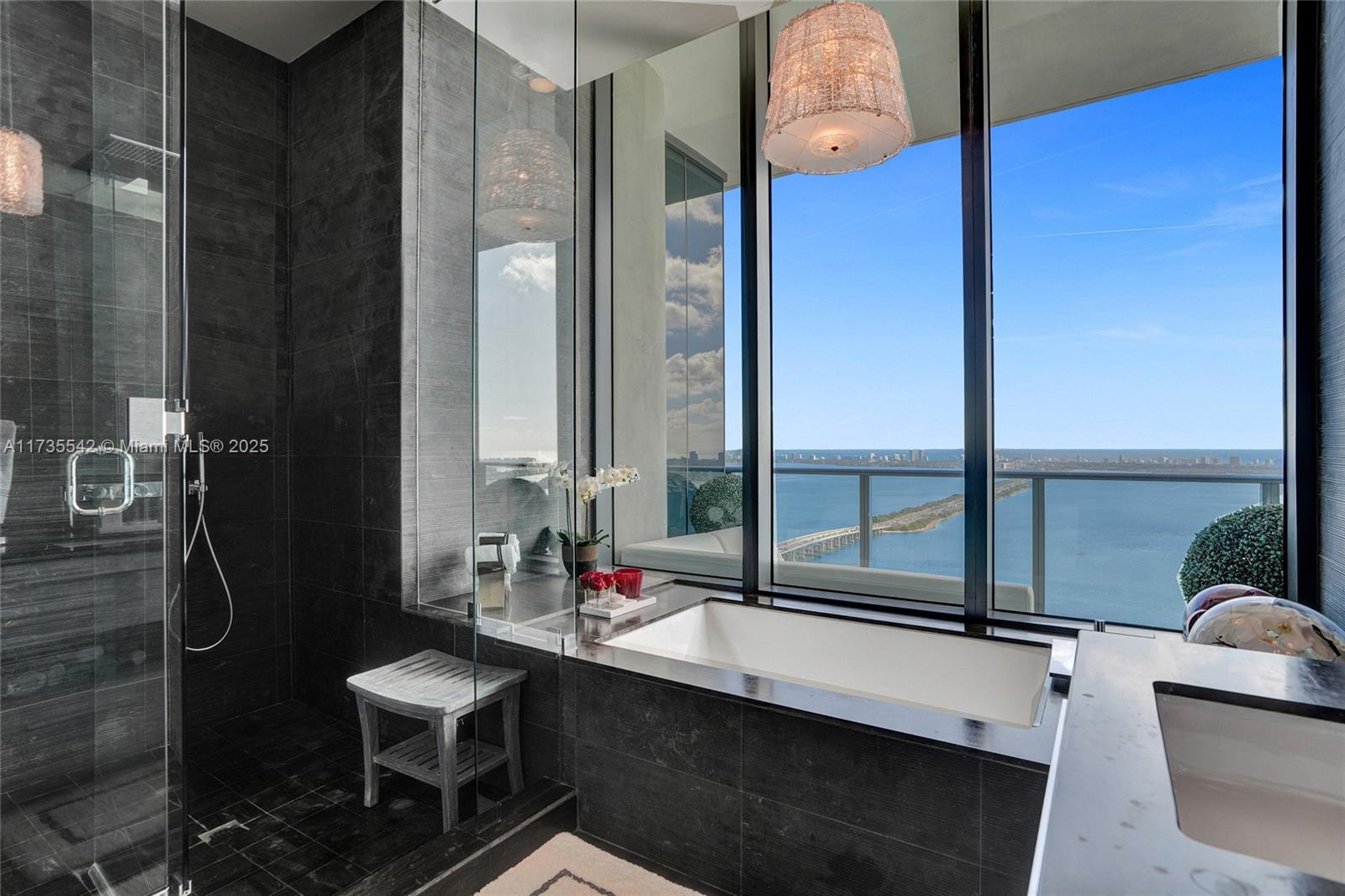 ONE PARAISO CONDO - Residential