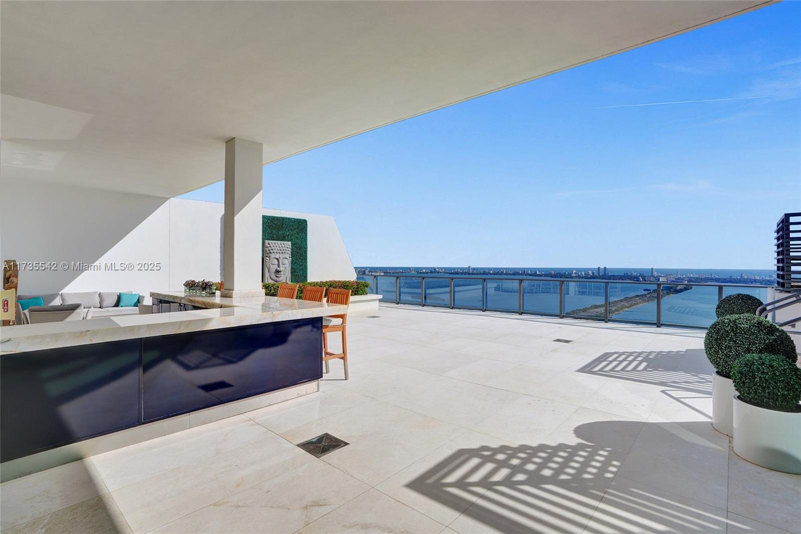 ONE PARAISO CONDO - Residential