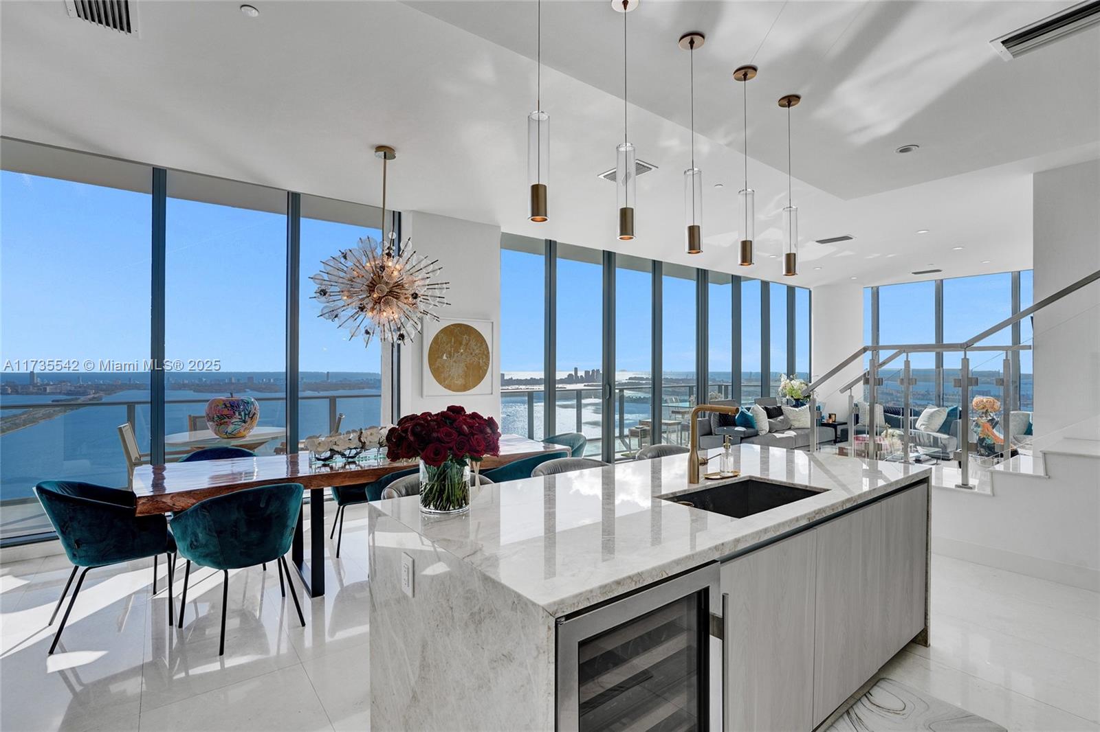 ONE PARAISO CONDO - Residential