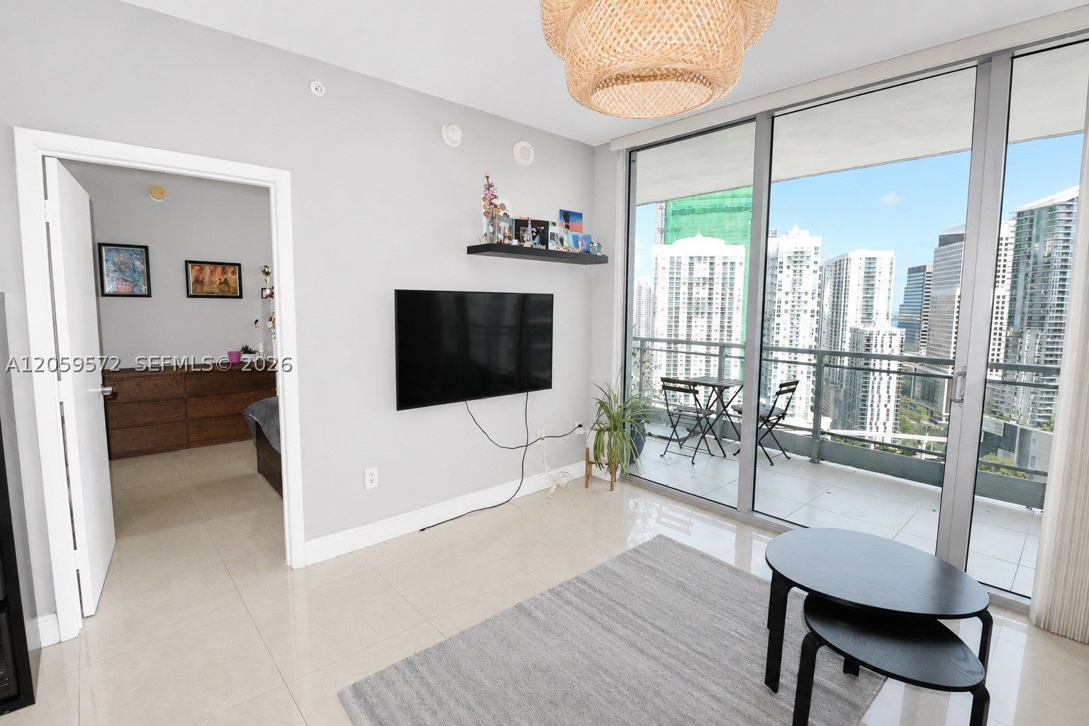 90 SW 3rd St 3212