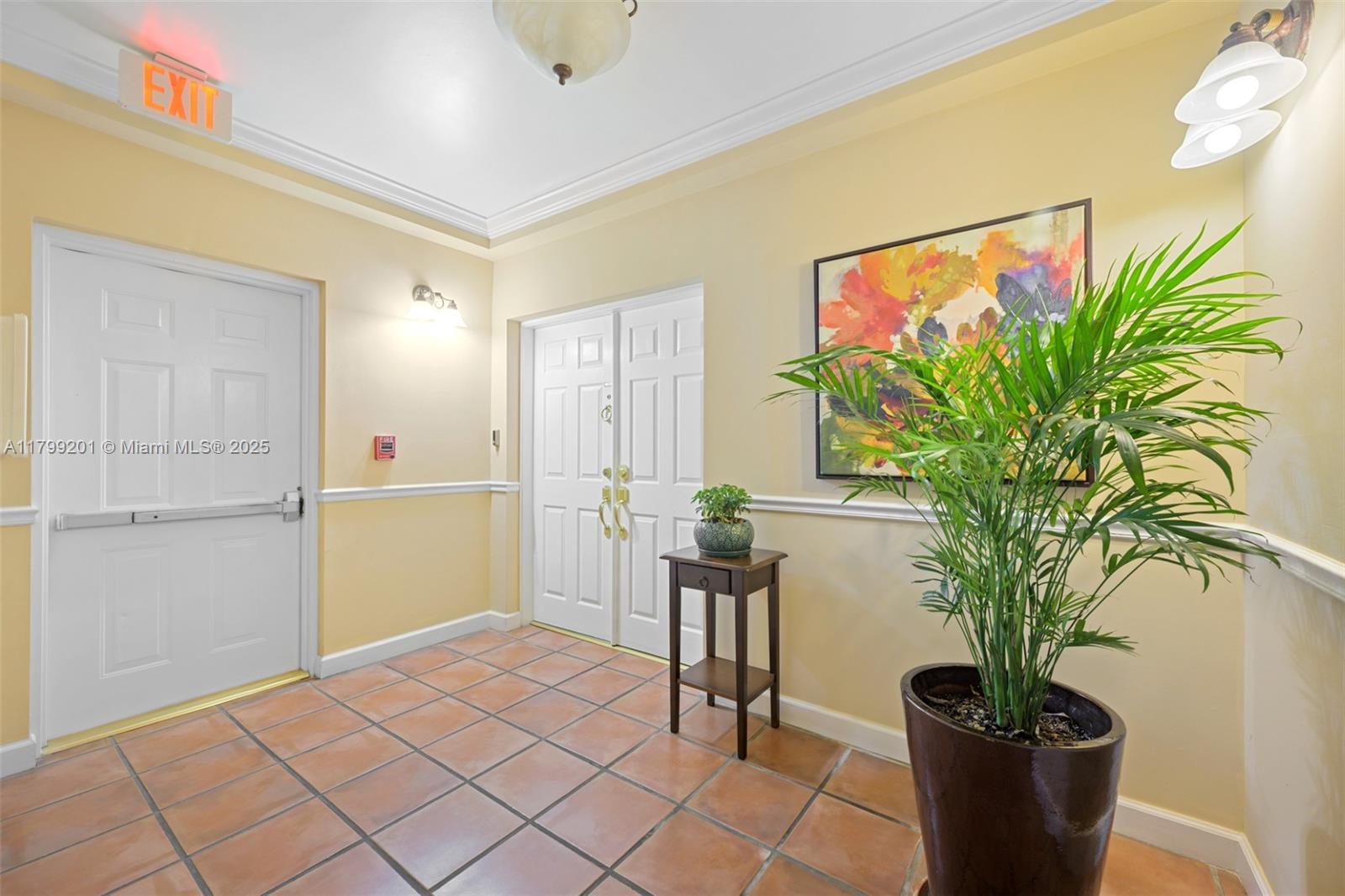 1400 Salzedo St 208, Coral Gables, Broward County, Florida - 3 Bedrooms  
2 Bathrooms - 