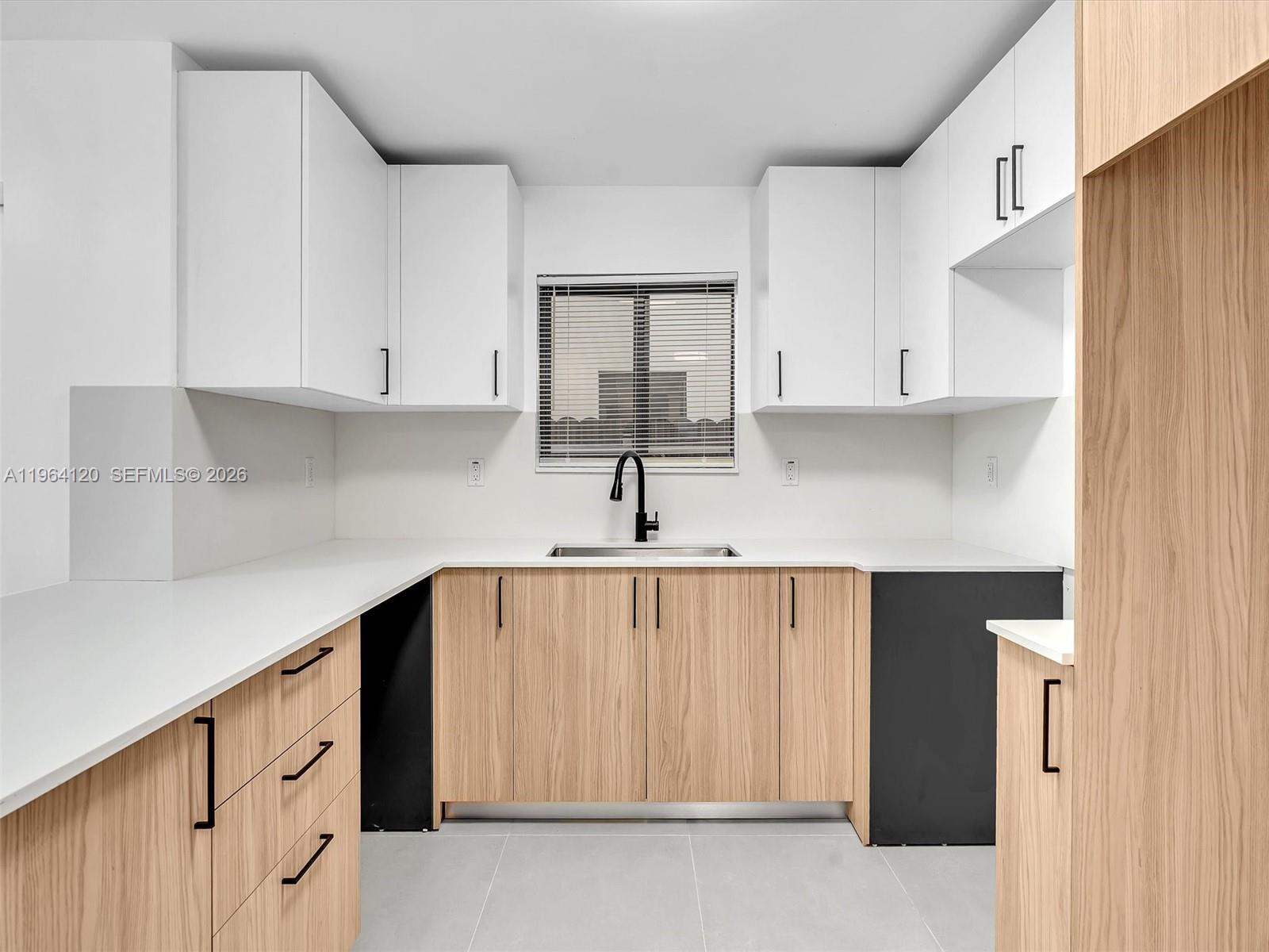 LIBERTY CITY - Residential Income