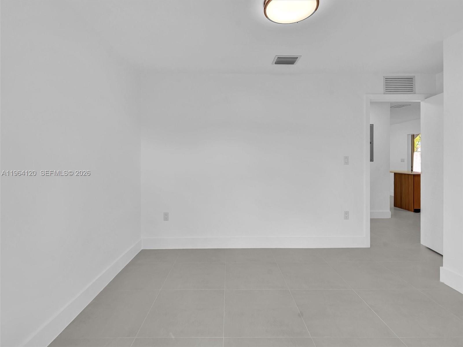 LIBERTY CITY - Residential Income