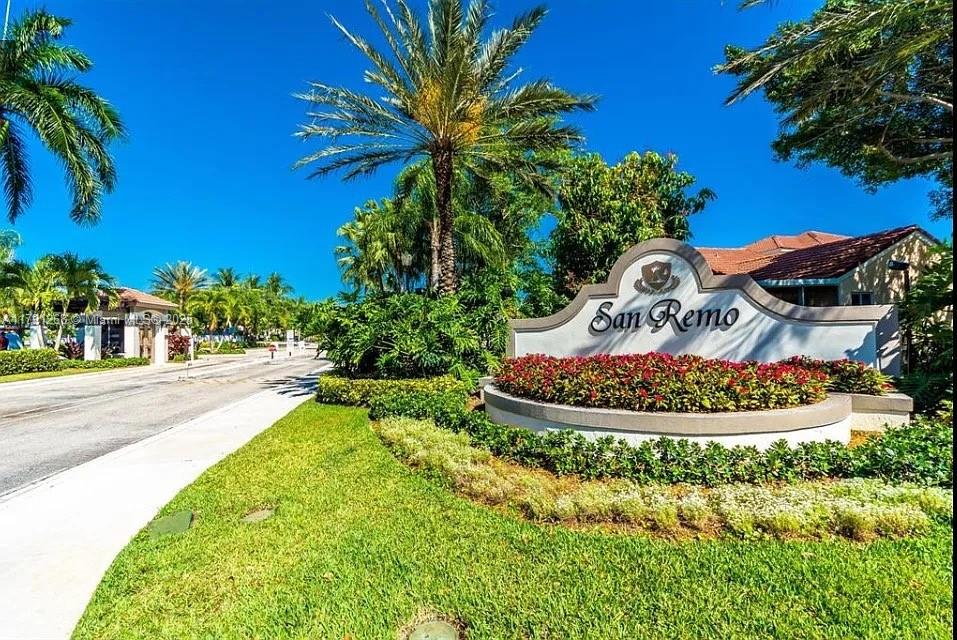 "Step into the epitome of modern living with this stunning 3-bed, 2-bath home nestled in the heart of Weston. Boasting not only wood floors and modern bathrooms but also a convenient washer and dryer setup, this residence offers both style and functionality. Perfect for families seeking top-tier education, its proximity to excellent schools ensures a seamless academic journey. With easy access to the 75 expressway, convenience meets comfort in this picturesque abode. Welcome home to the perfect blend of luxury and practicality