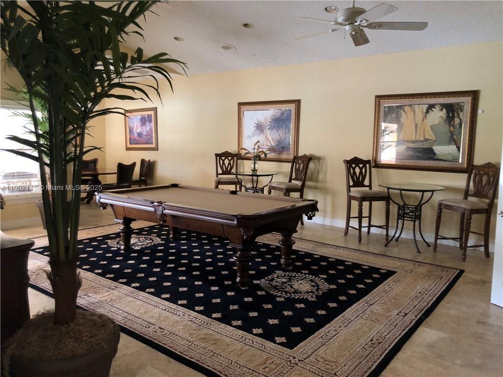CORAL KEY CONDO - Residential Lease