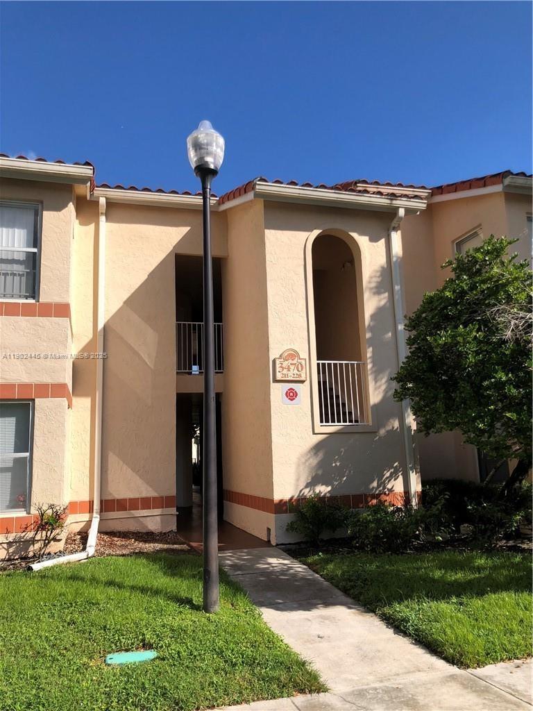 CORAL KEY CONDO - Residential Lease