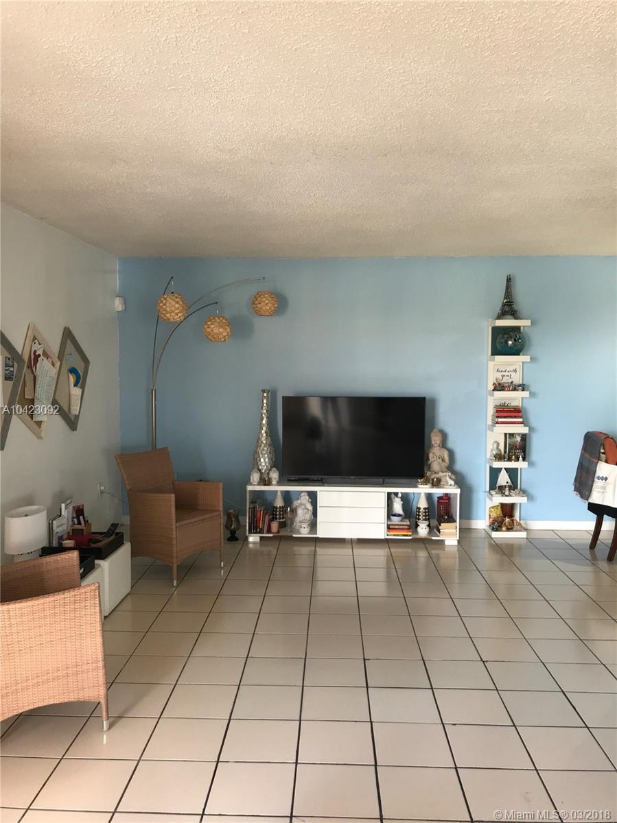 THE FOUNTAINS I CONDO - Residential