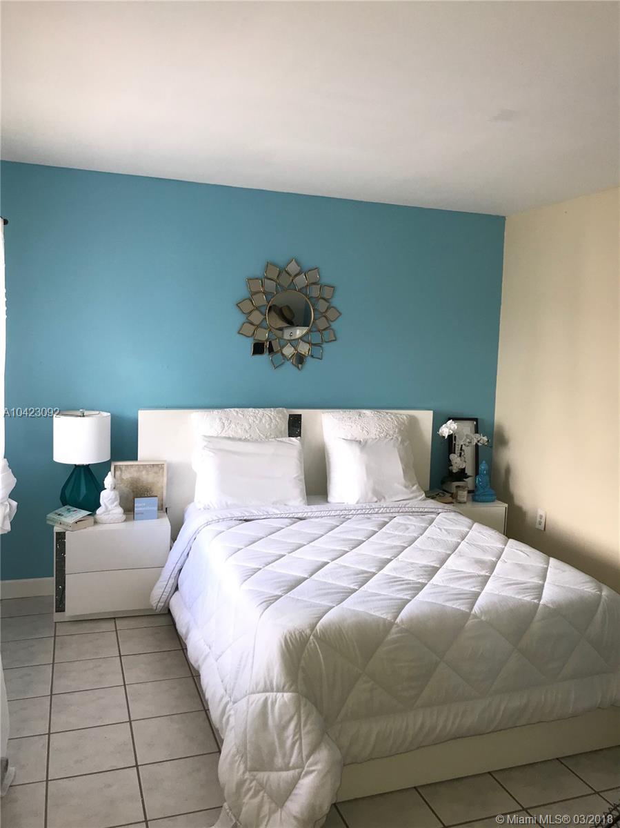 THE FOUNTAINS I CONDO - Residential