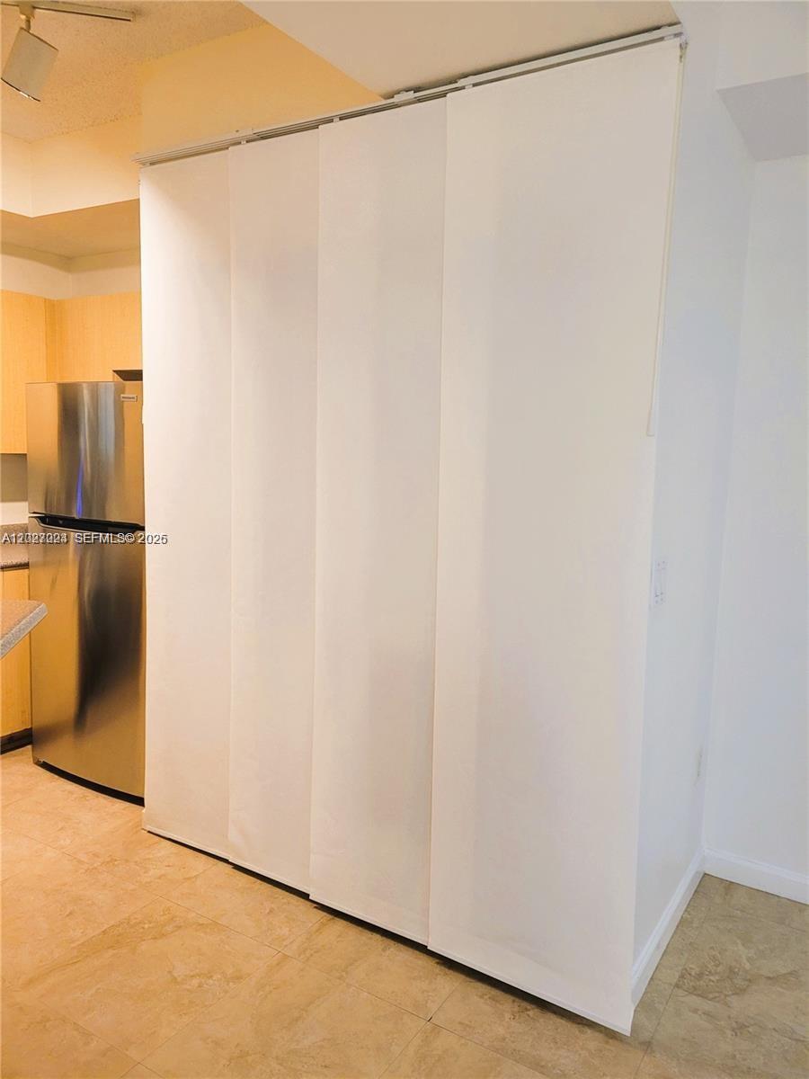 REGENT PARK CONDO - Residential