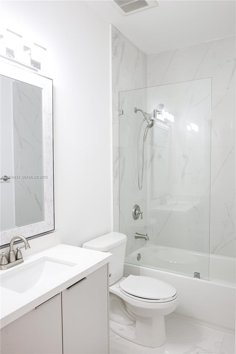 N MIAMI ESTATES - Residential Lease