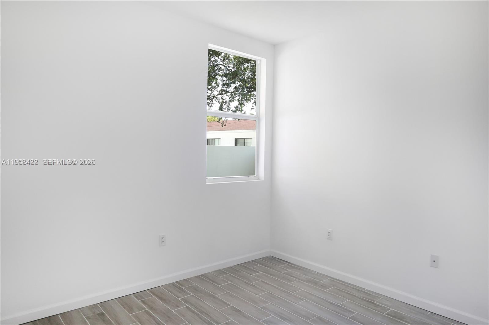 N MIAMI ESTATES - Residential Lease