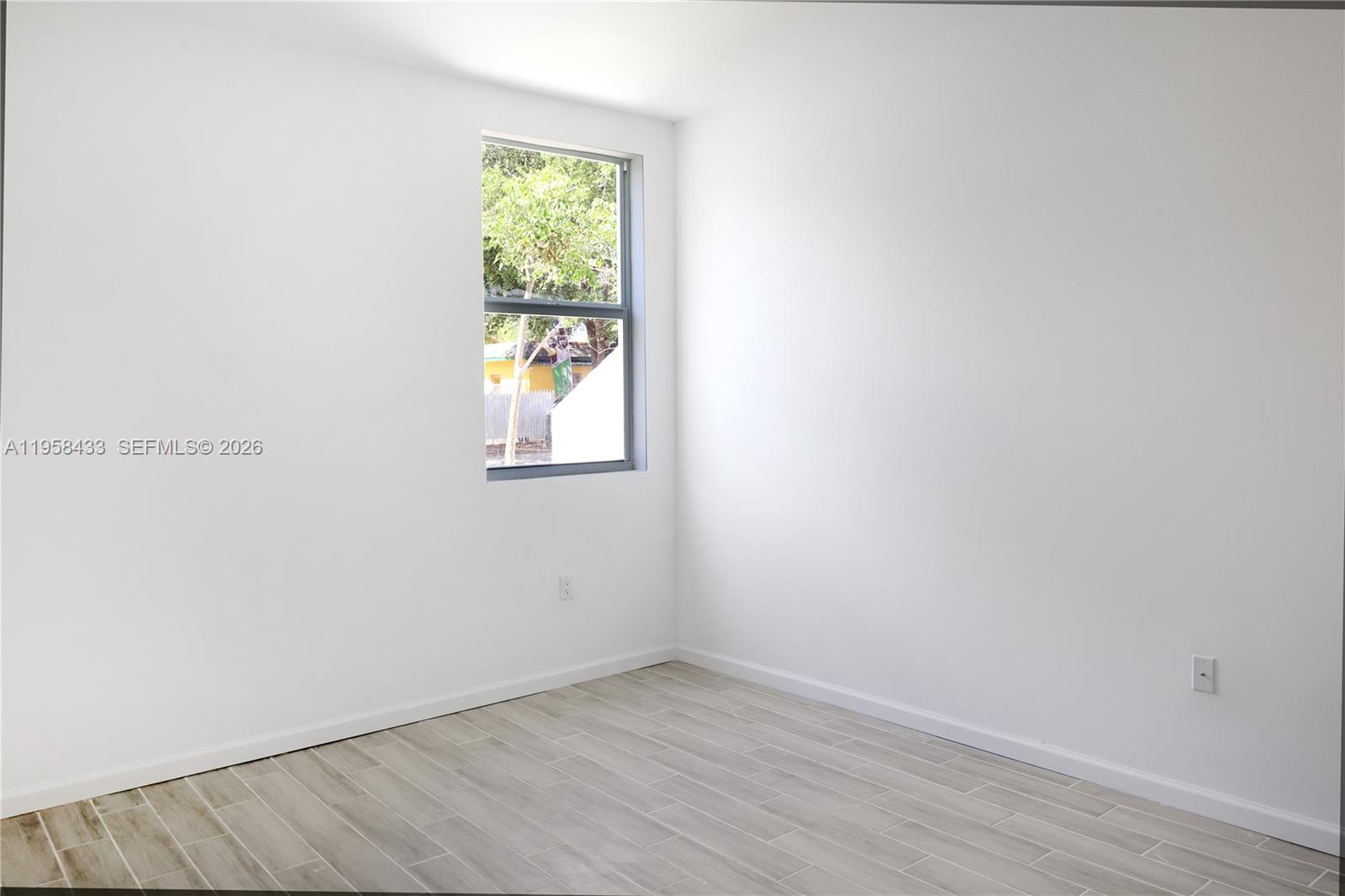 N MIAMI ESTATES - Residential Lease