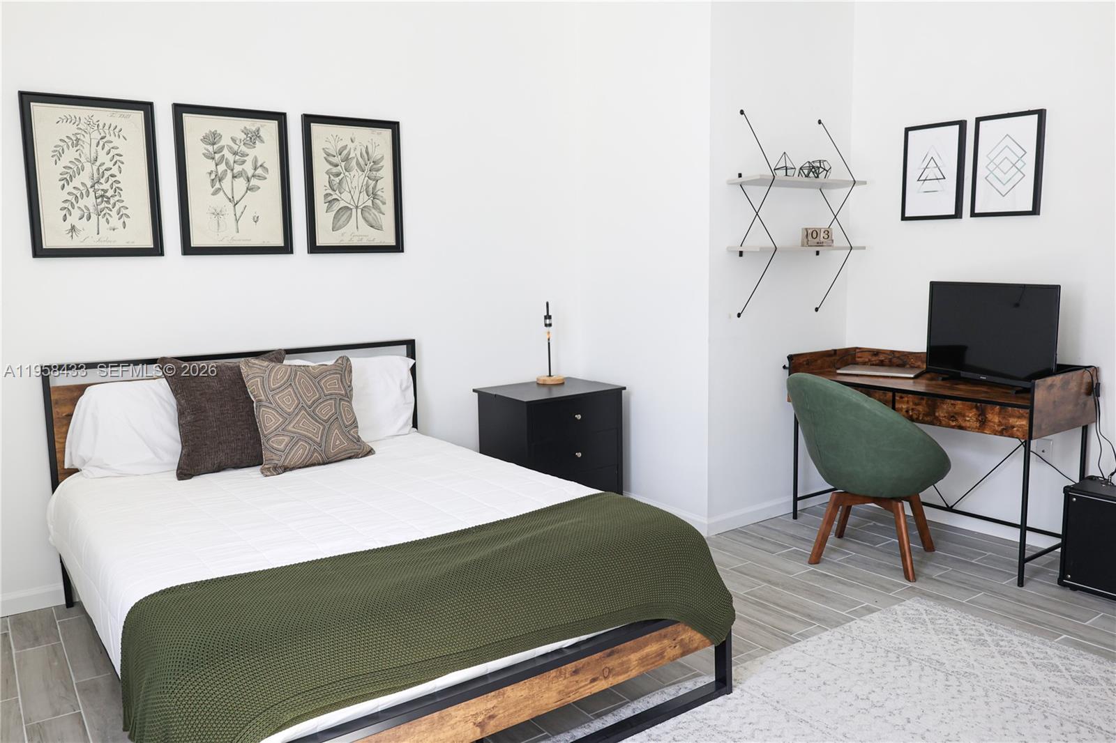 N MIAMI ESTATES - Residential Lease