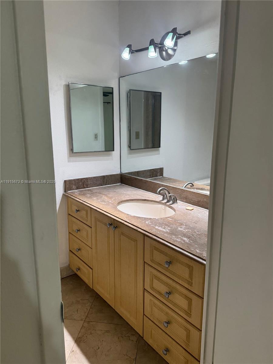 MIAMI LAKES LOCH LOMOND W - Residential Lease