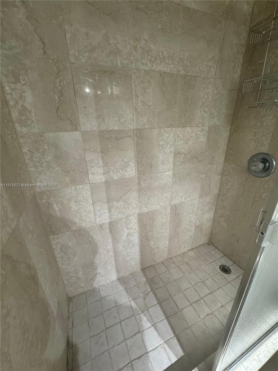 MIAMI LAKES LOCH LOMOND W - Residential Lease