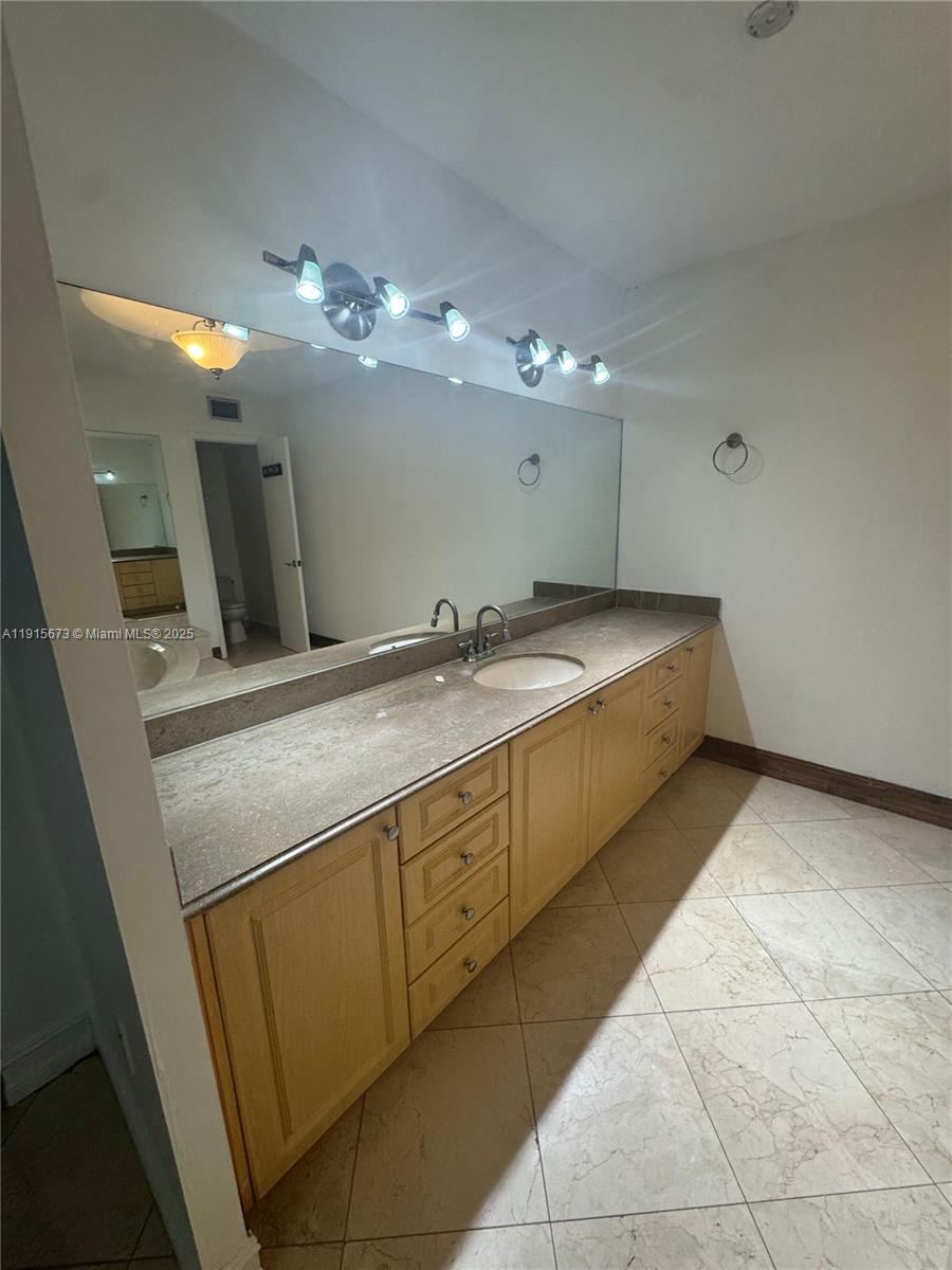 MIAMI LAKES LOCH LOMOND W - Residential Lease