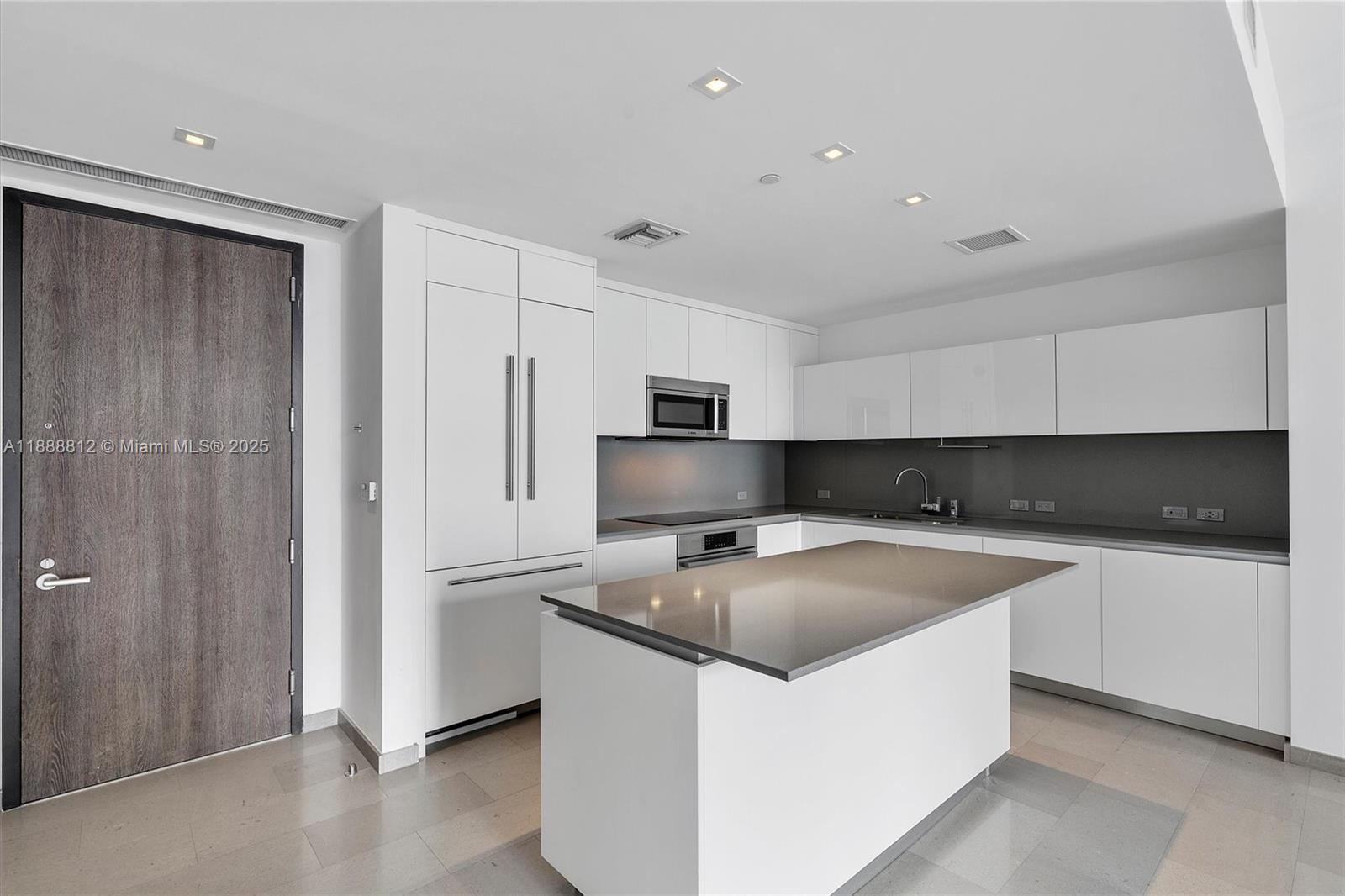 RISE CONDO - Residential Lease