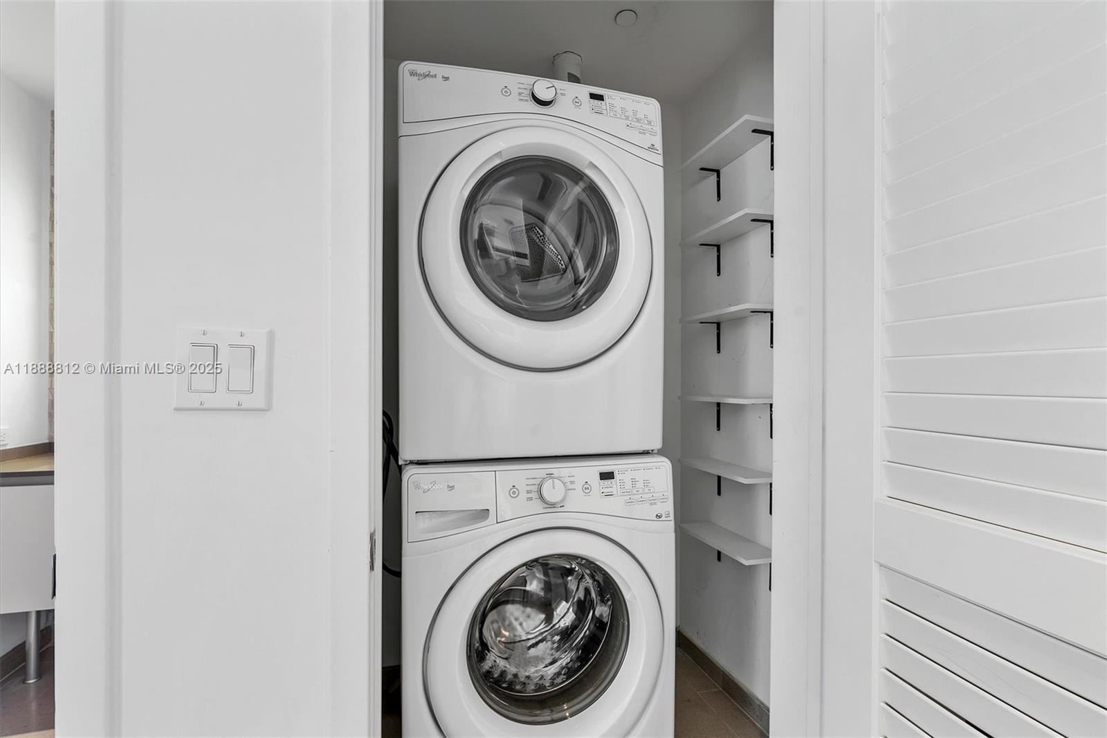 RISE CONDO - Residential Lease