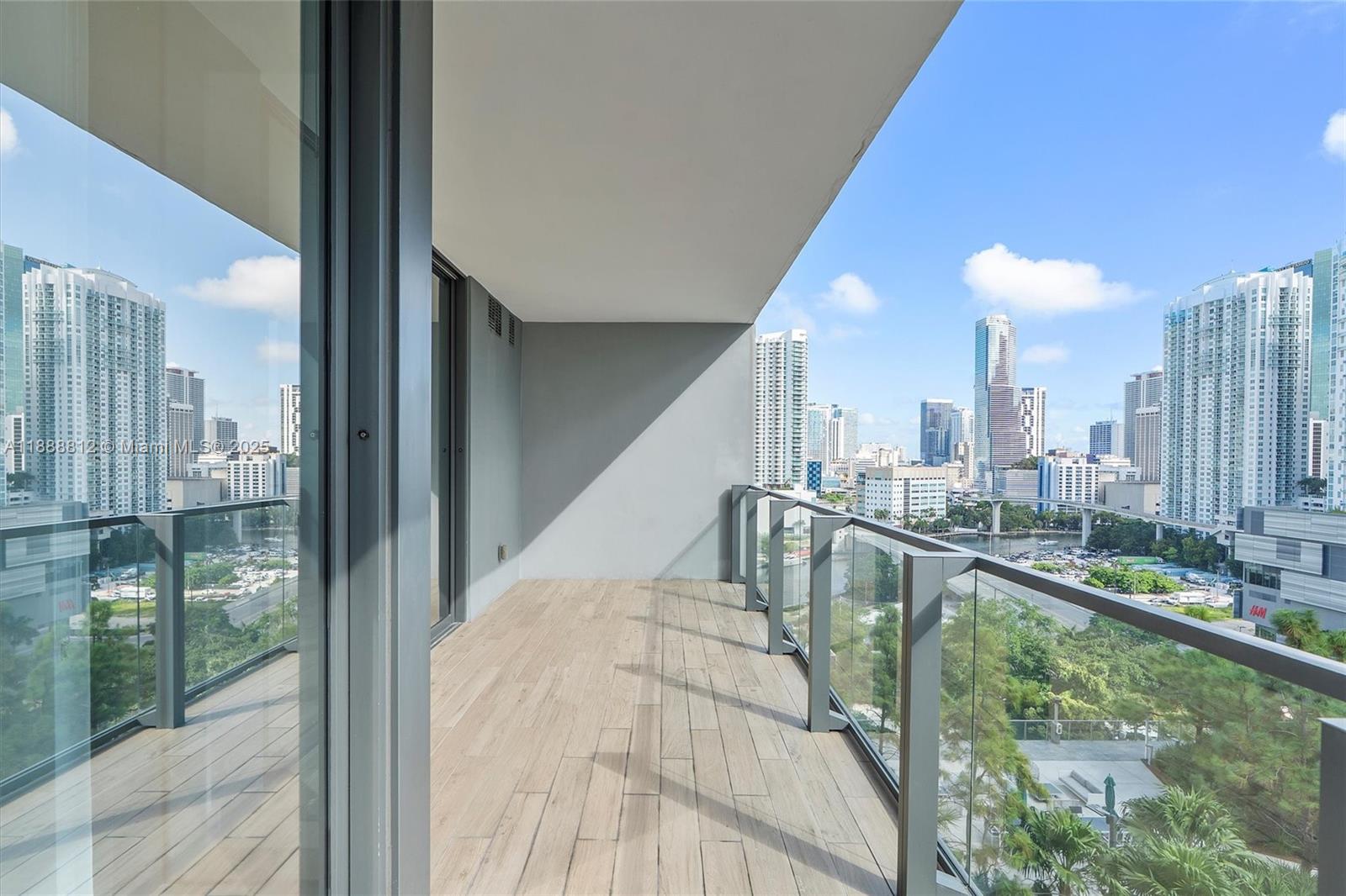 RISE CONDO - Residential Lease