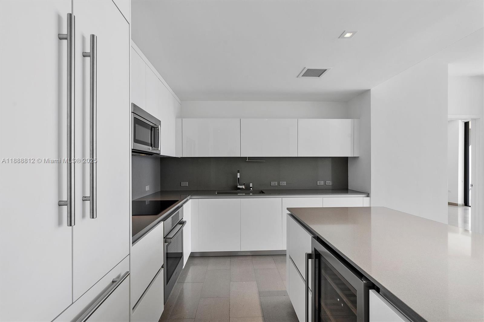 RISE CONDO - Residential Lease