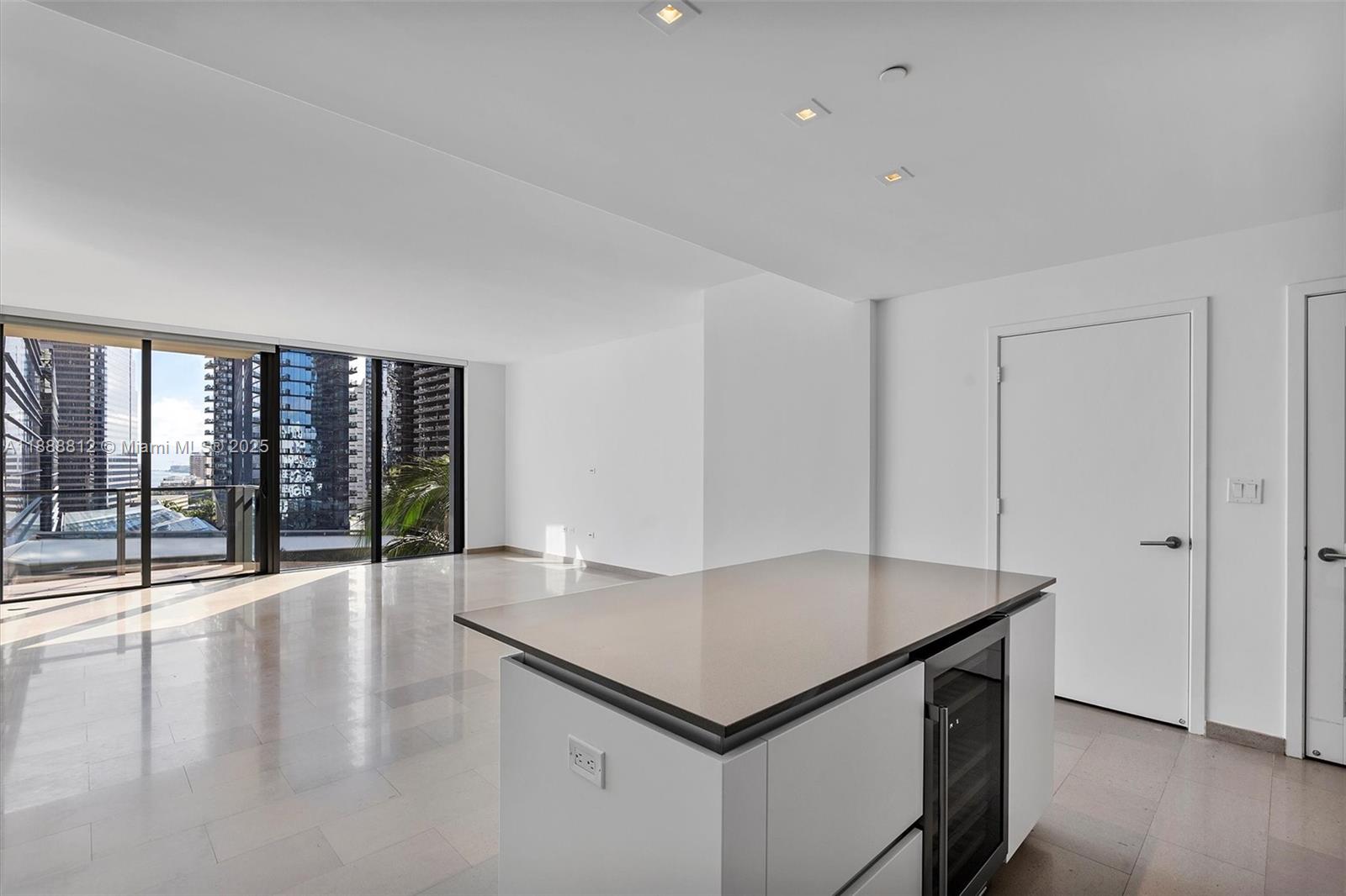 RISE CONDO - Residential Lease