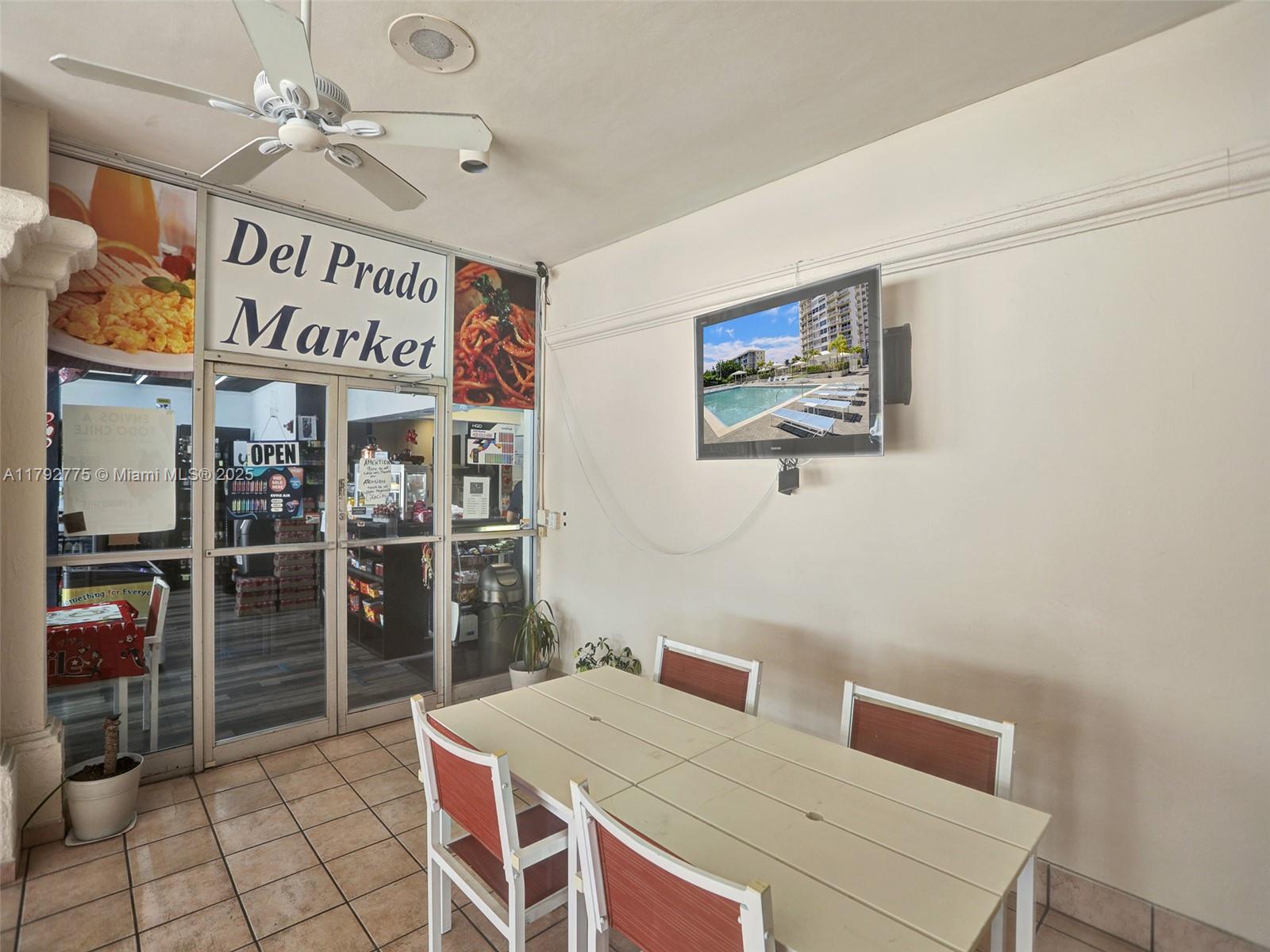 DEL PRADO MARINA - Residential